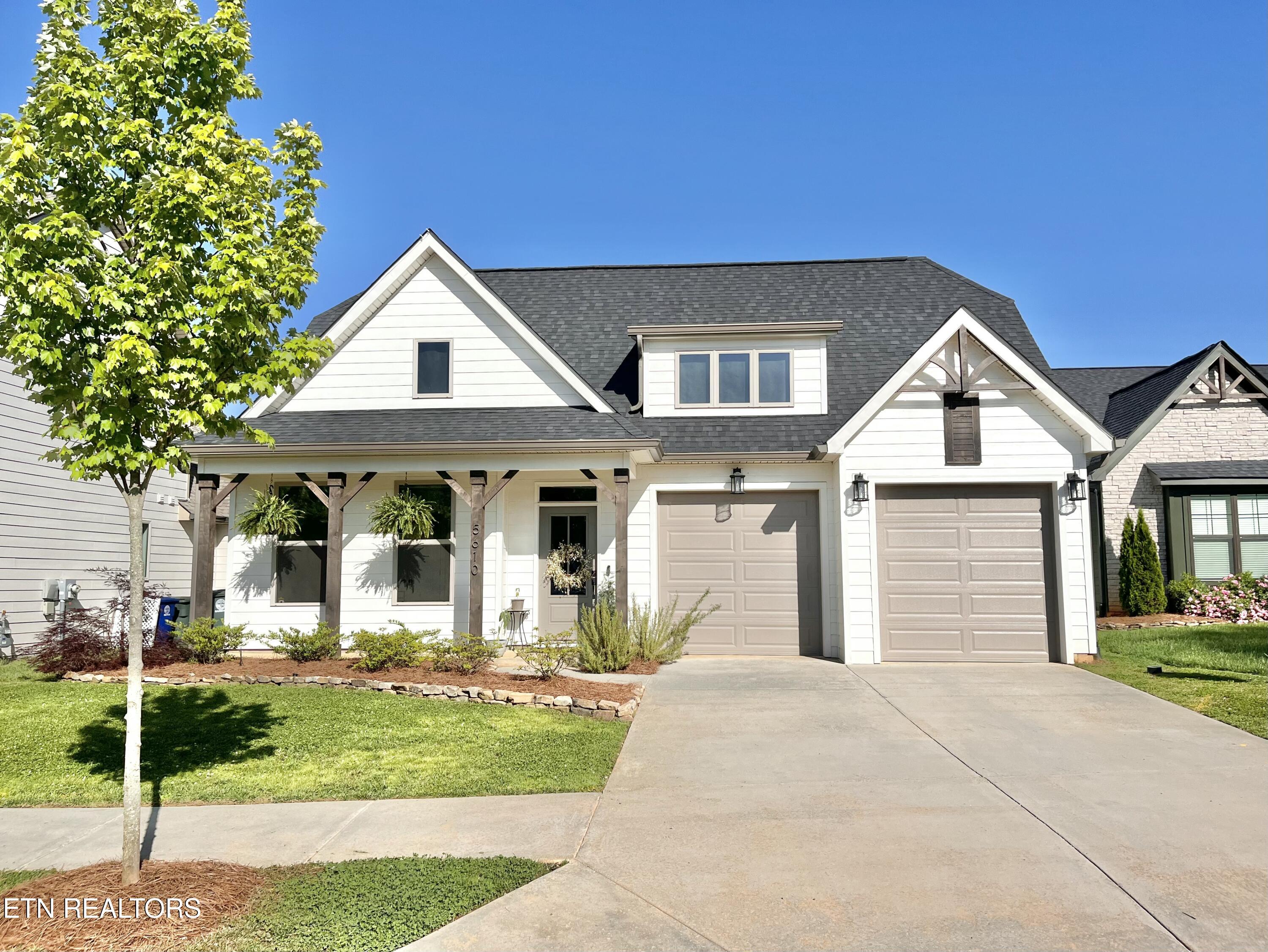 Red Bank Real Estate Listings Main Image