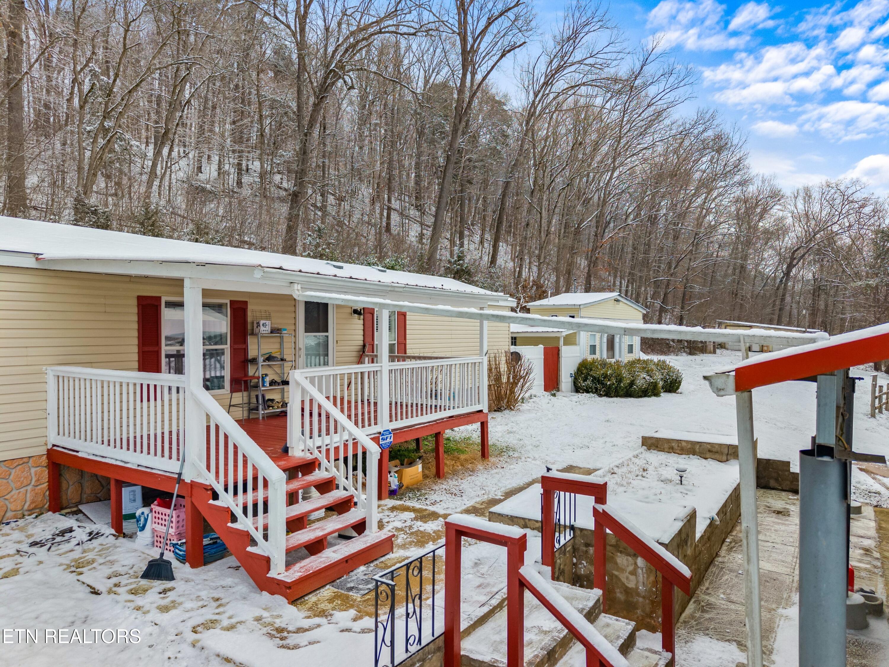 14240 Warrensburg Rd Property Photo