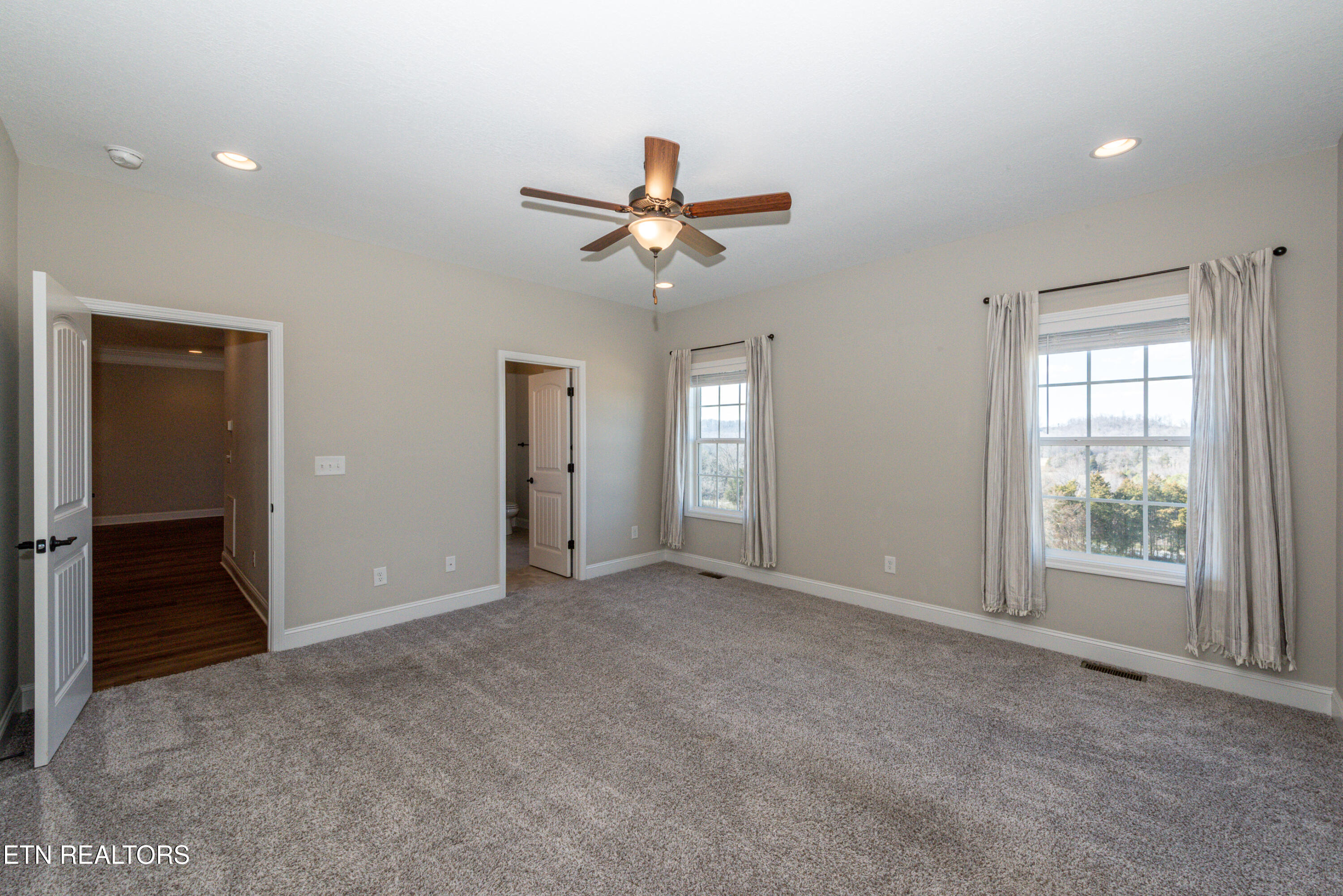 581 Timberline Drive Property Photo 21