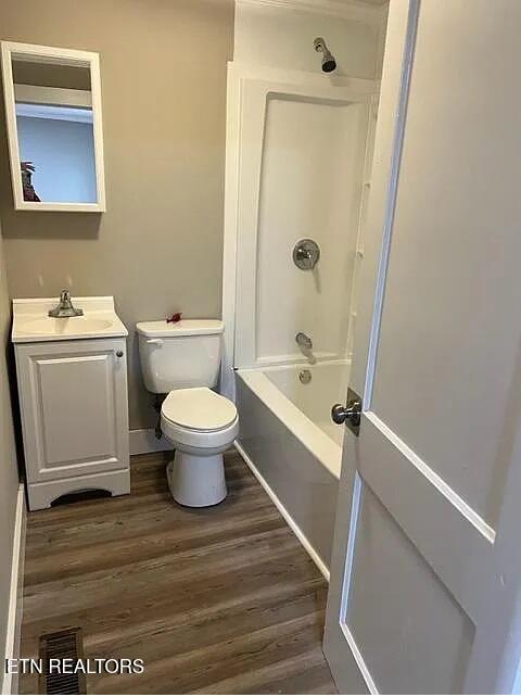 1412 Armstrong Ave Property Photo 8