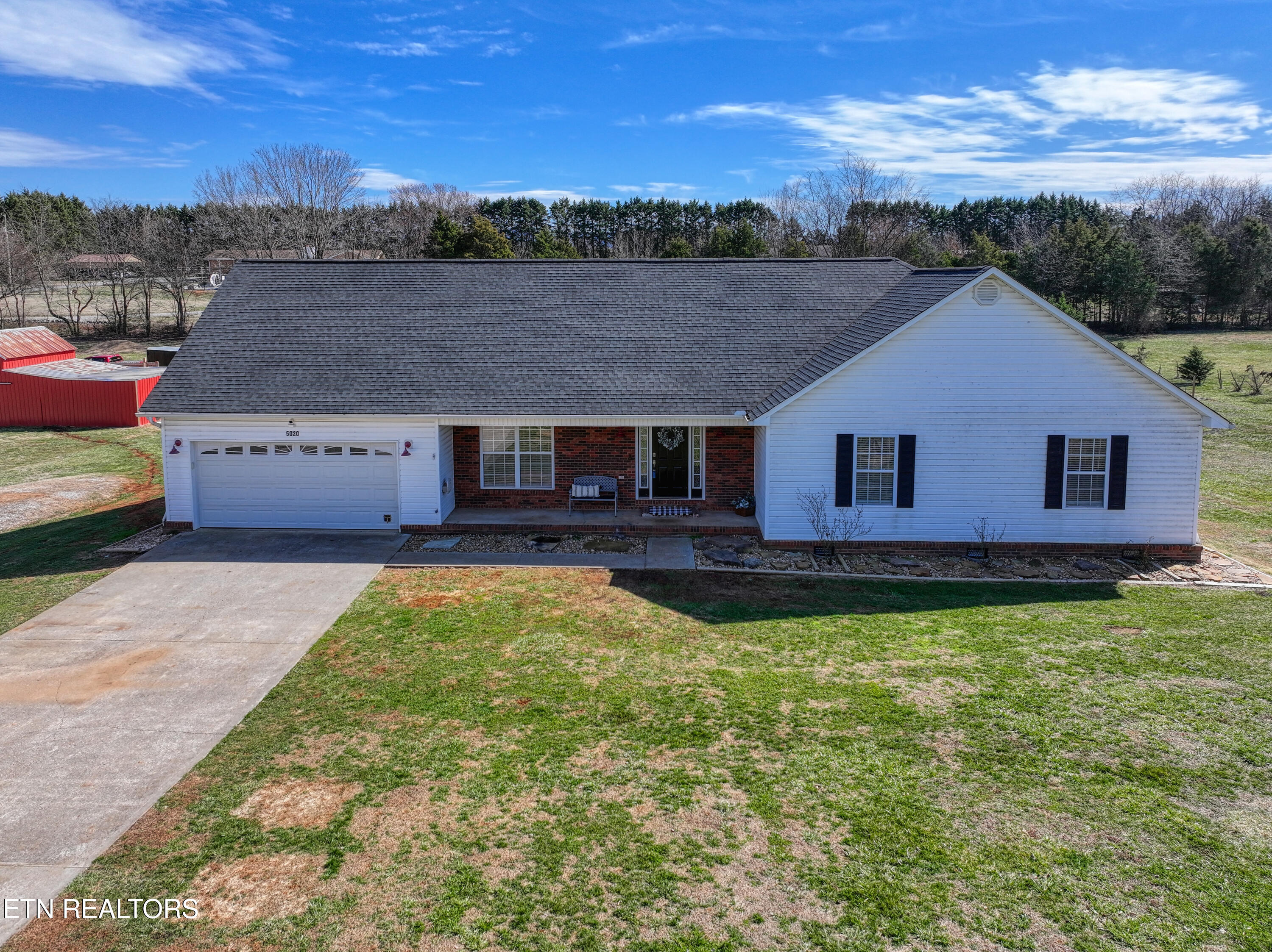5020 Hawk Hill Way Property Photo