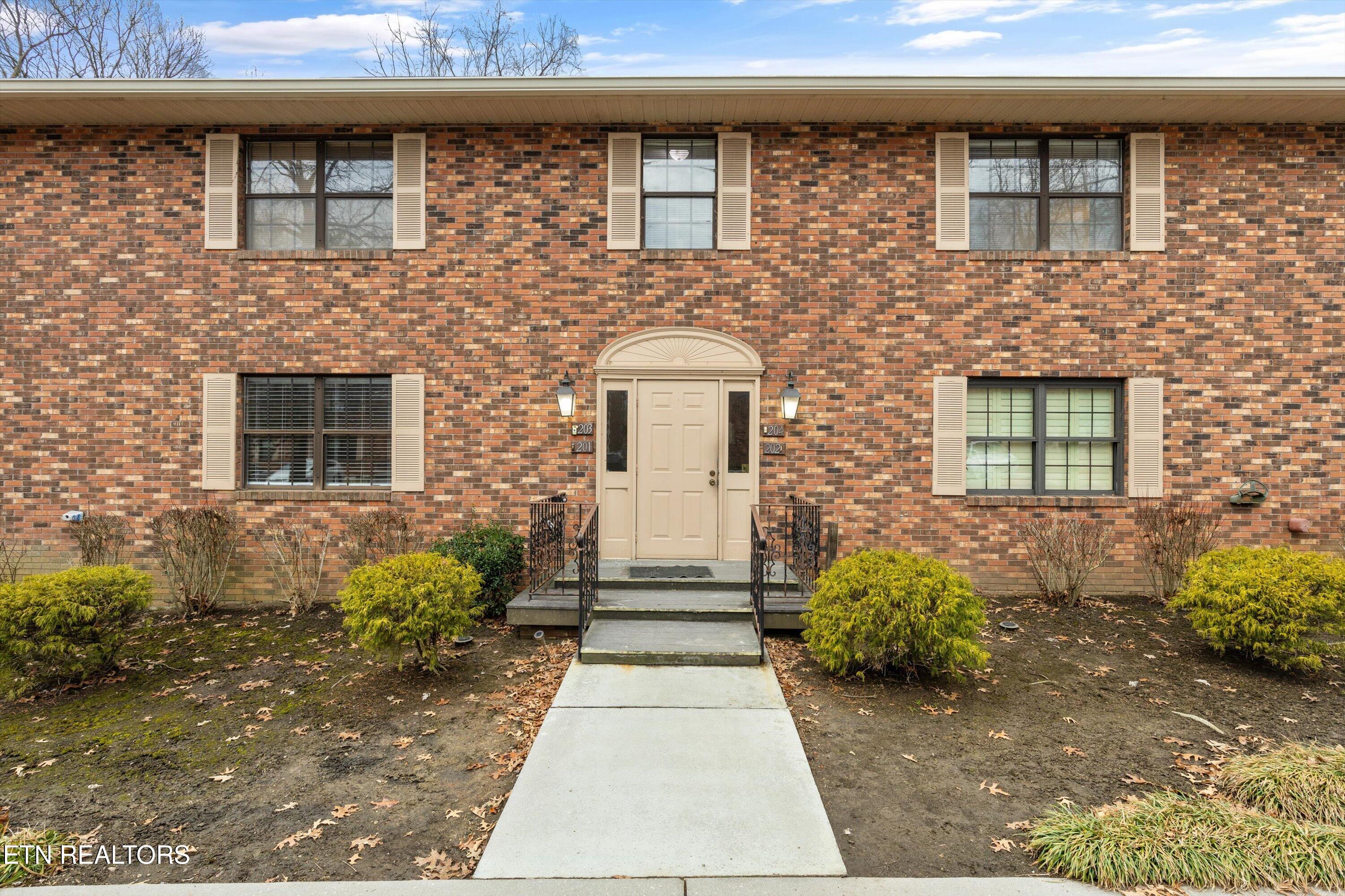 810 Highland Drive Property Photo