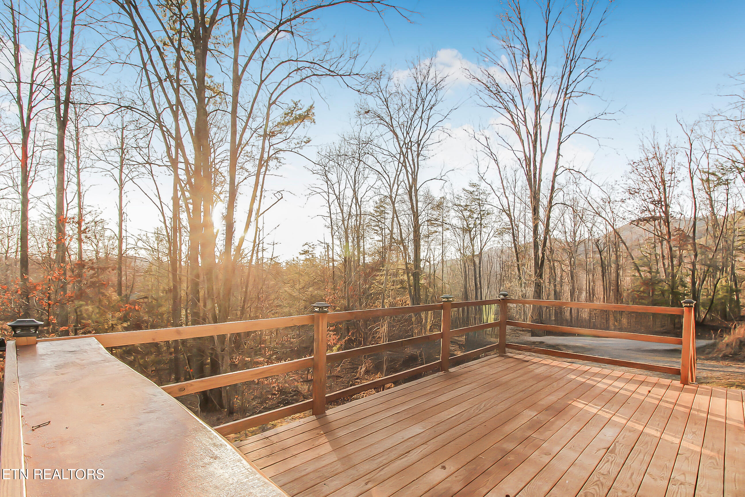 1464 Black Oak Drive Property Photo 14