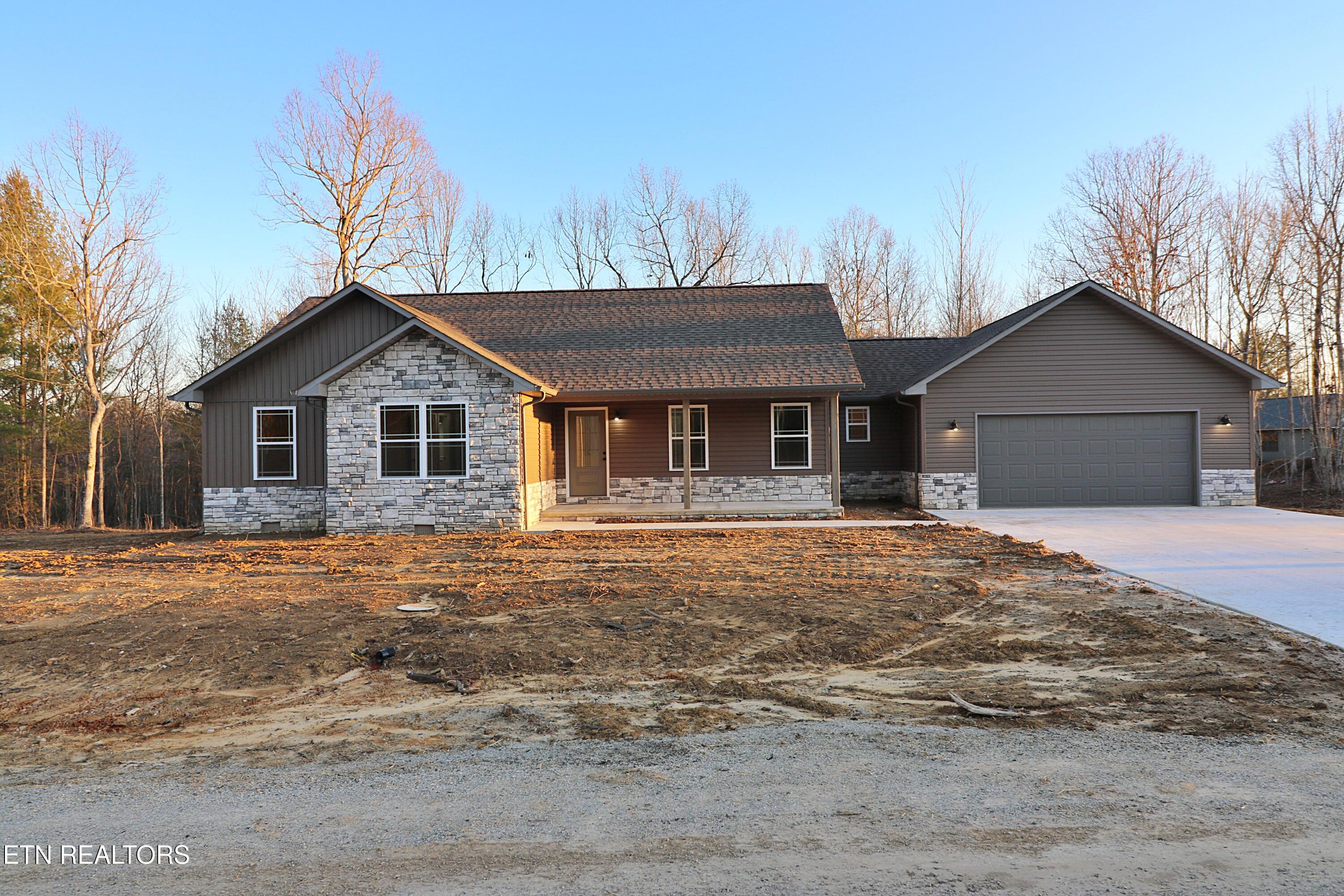 595 Taylon Lane Property Photo 1