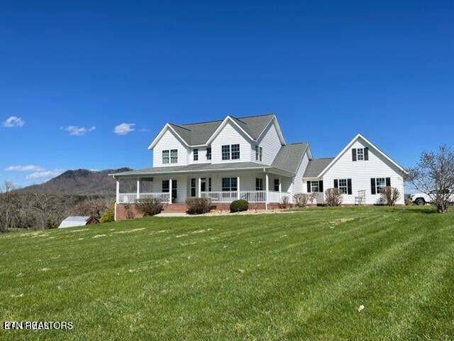 Barbara Atkins Real Estate Listings Main Image