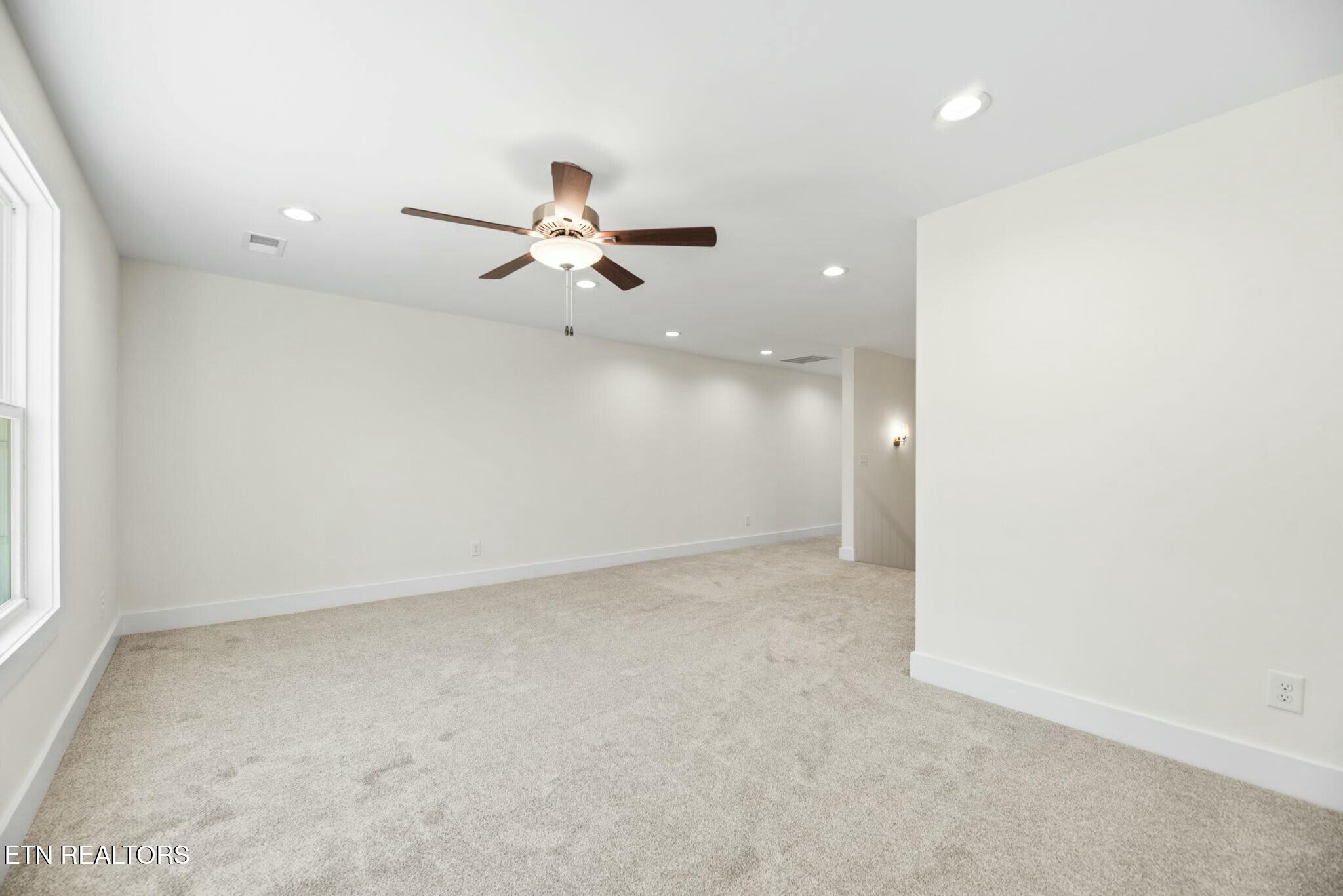 7625 Drake Lane Property Photo 34