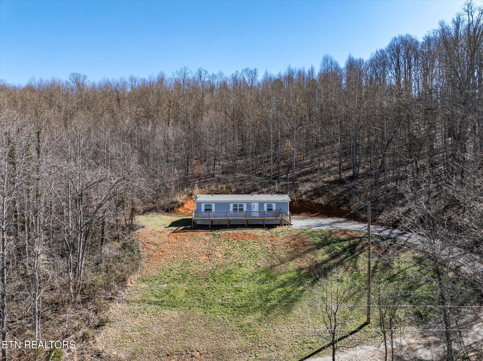 1326 Moss Rd Property Photo