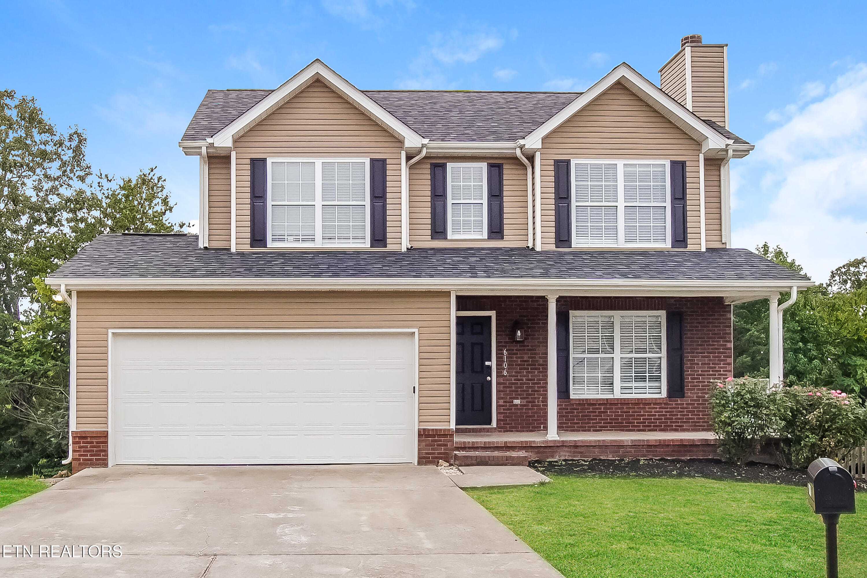 6106 Starflower Lane Property Photo 1