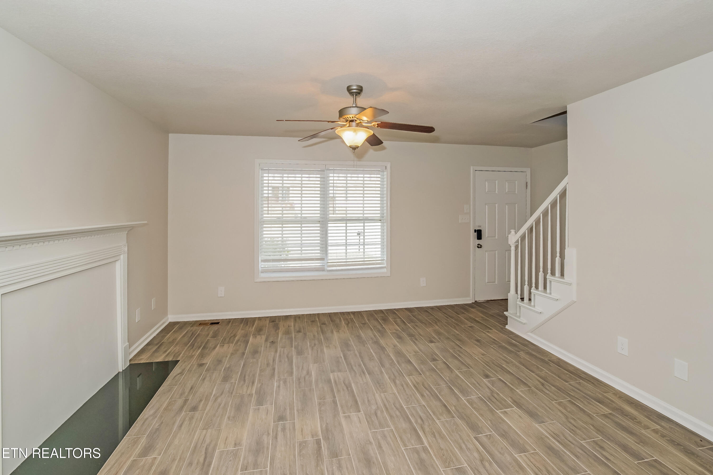 6106 Starflower Lane Property Photo 2