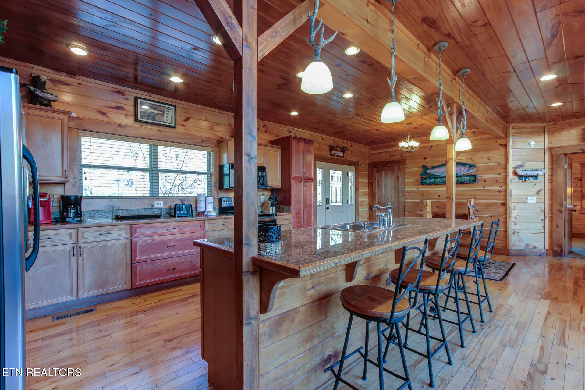 1716 Smoky Hills Drive Property Photo 10
