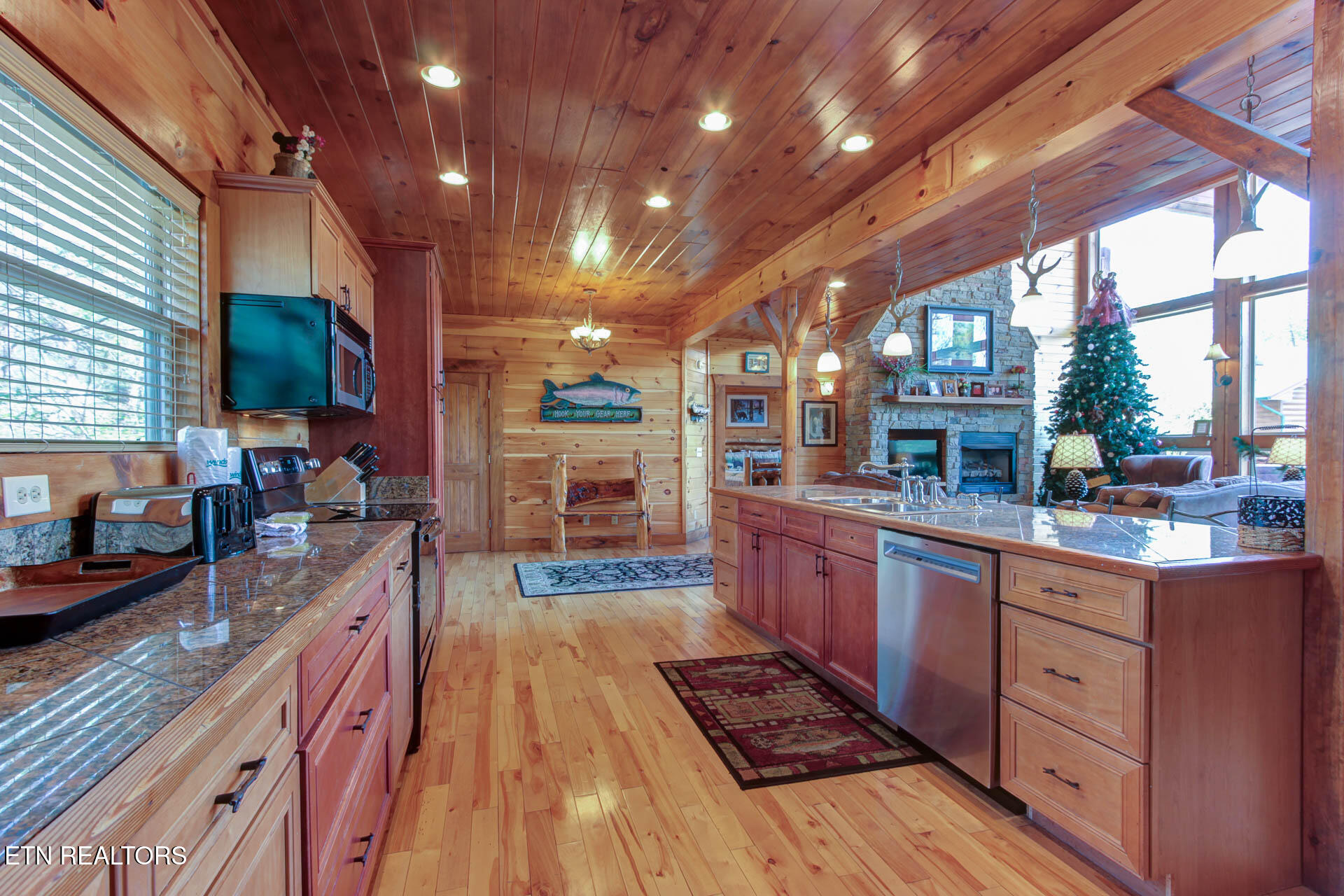 1716 Smoky Hills Drive Property Photo 11