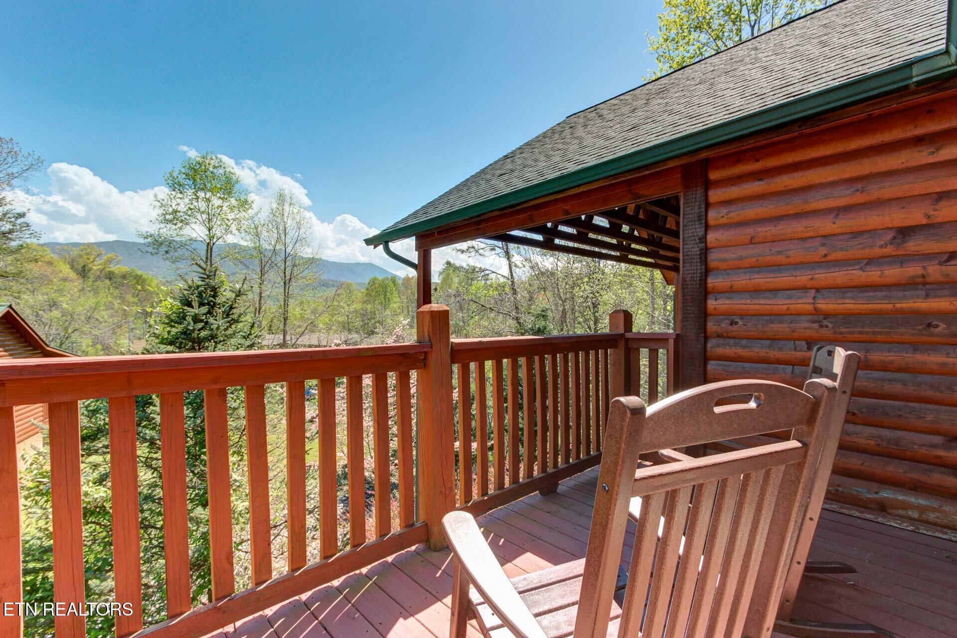 1716 Smoky Hills Drive Property Photo 35