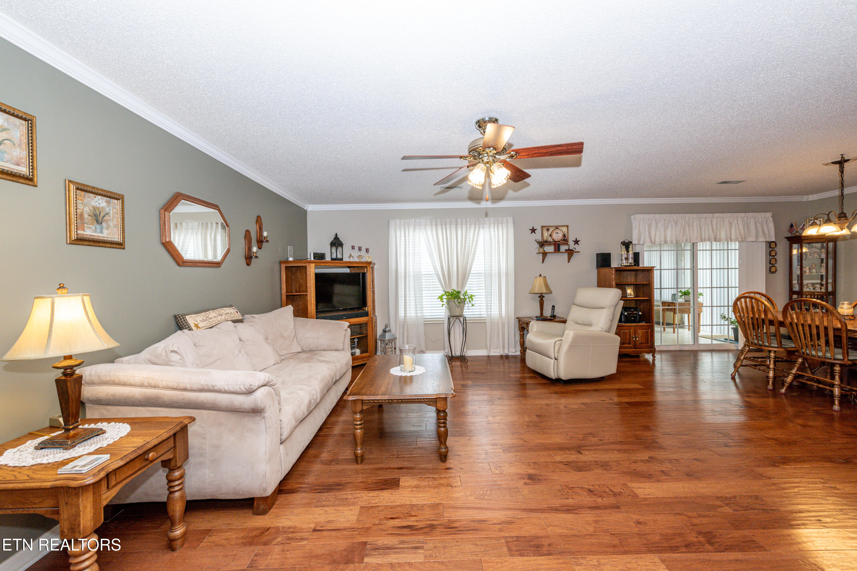 170 Franklin Estates Lane Property Photo 8