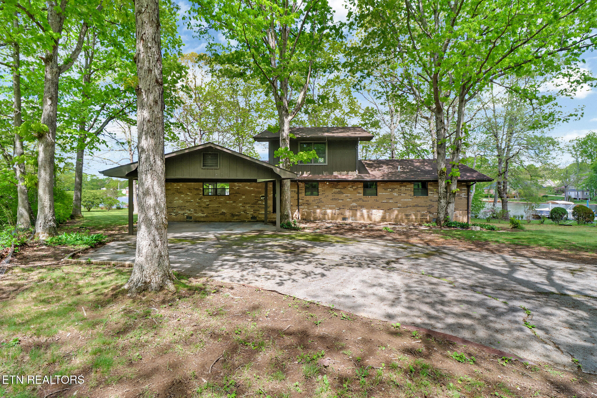 2024 Cravens Drive Property Photo 1