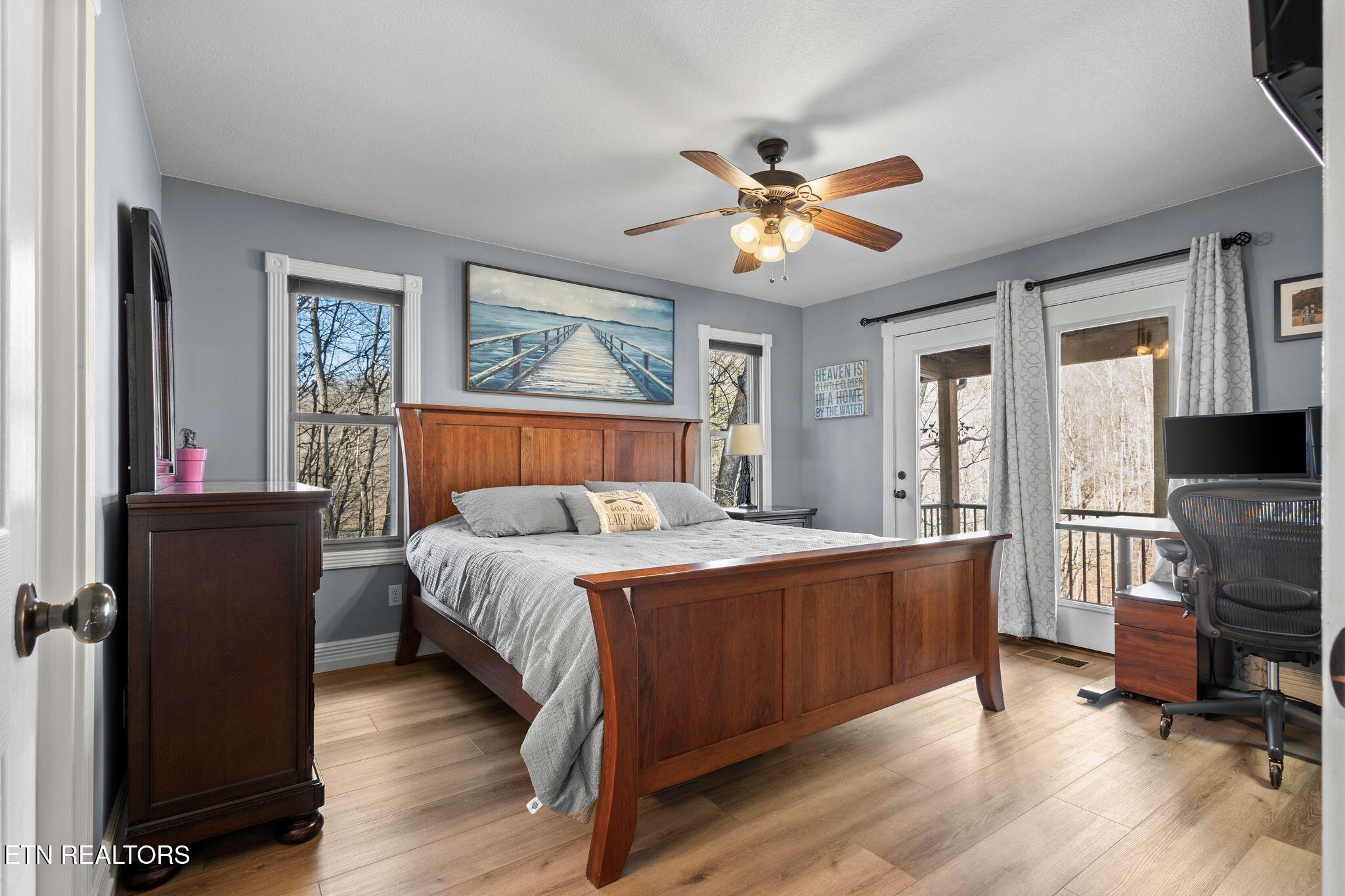 300 Hiawatha Lane Property Photo 27