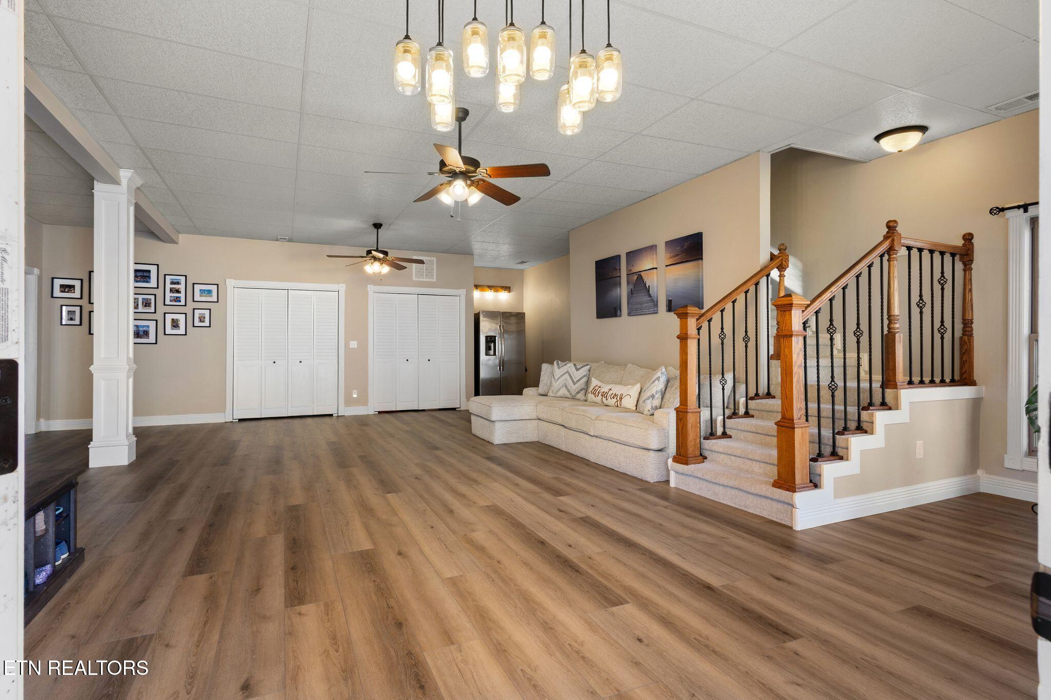 300 Hiawatha Lane Property Photo 31