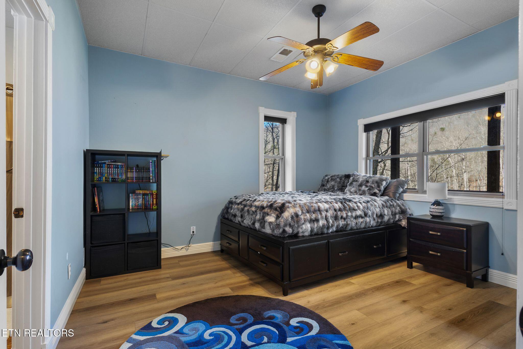 300 Hiawatha Lane Property Photo 37