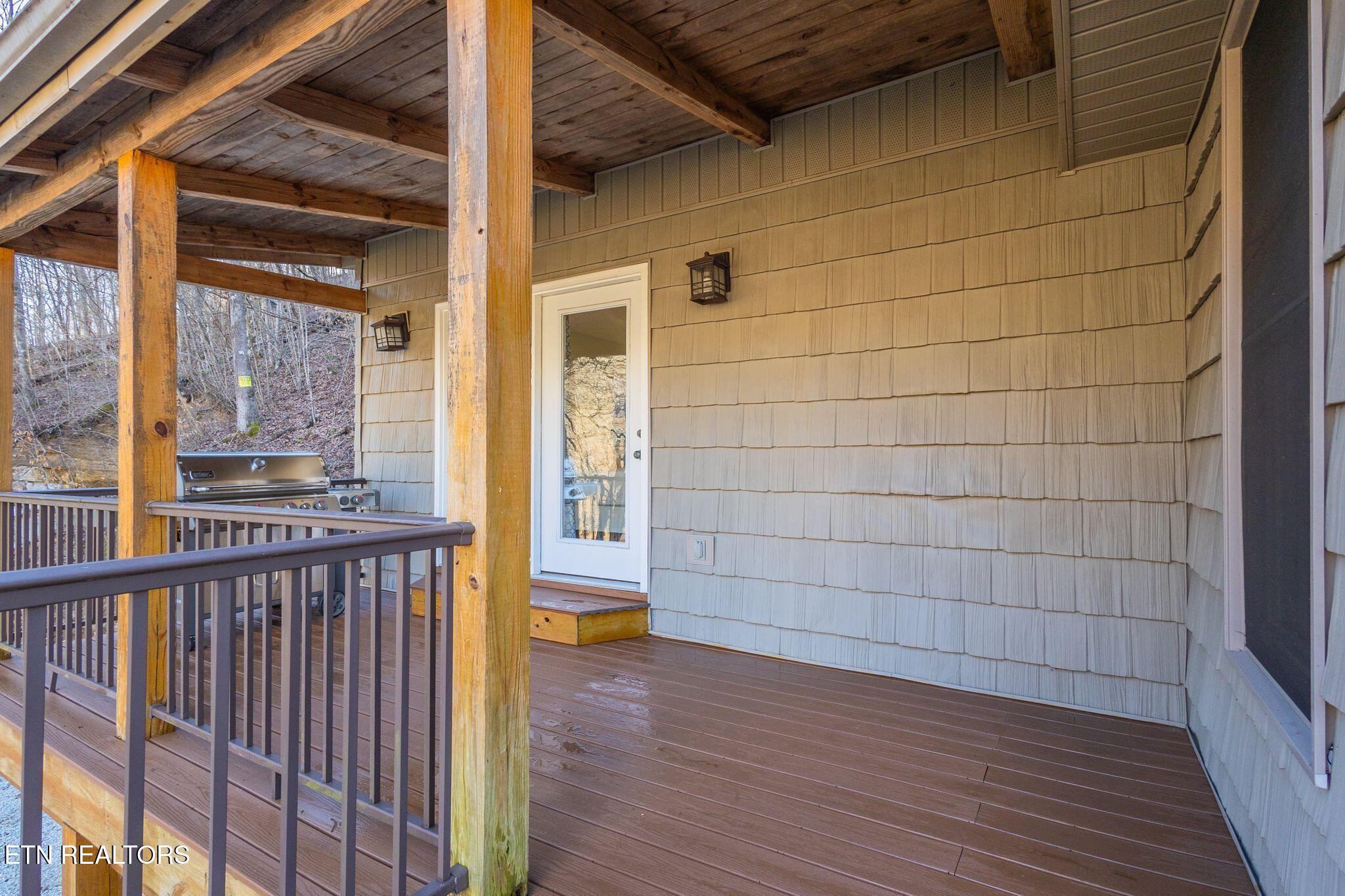 300 Hiawatha Lane Property Photo 46