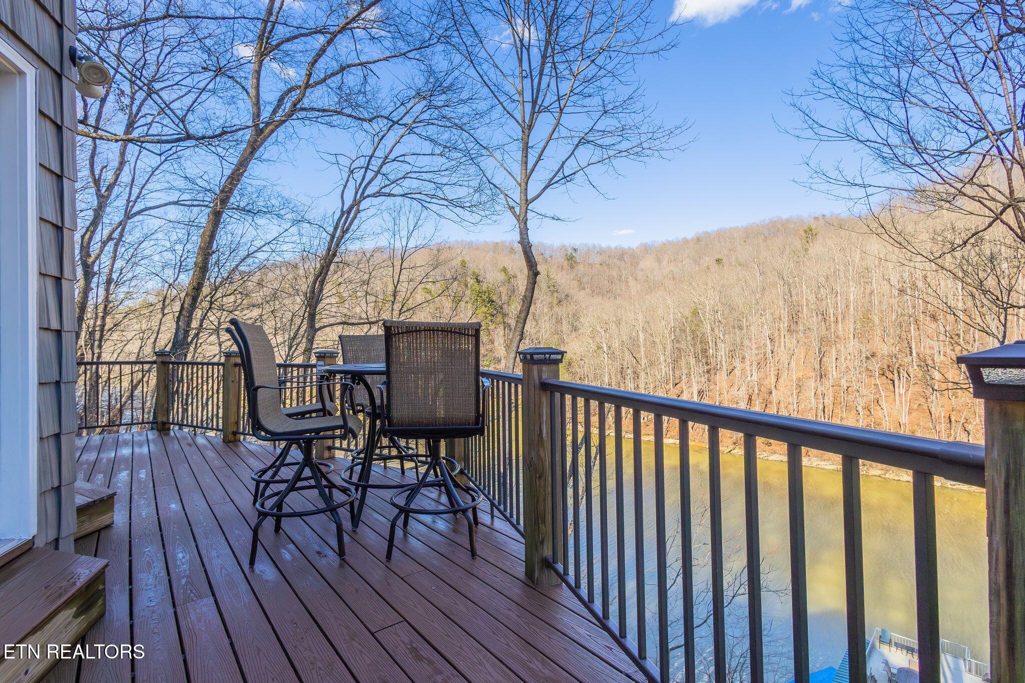 300 Hiawatha Lane Property Photo 47