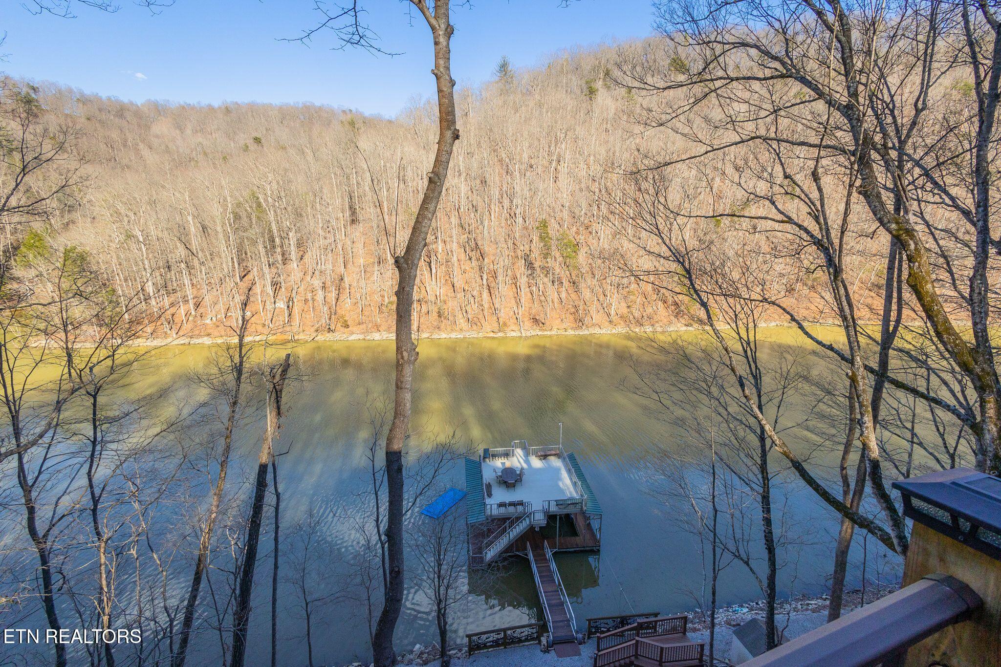 300 Hiawatha Lane Property Photo 49
