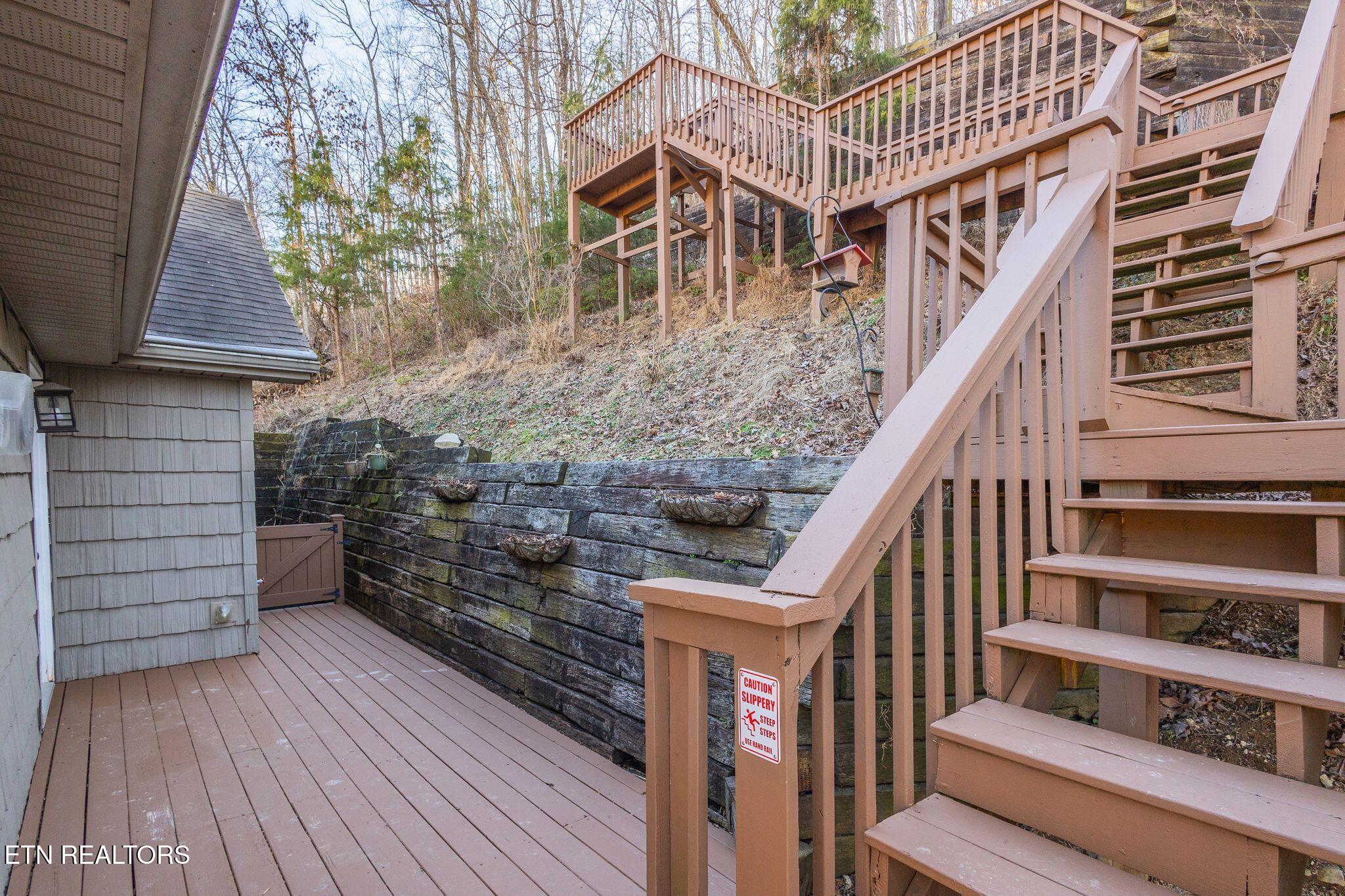 300 Hiawatha Lane Property Photo 51