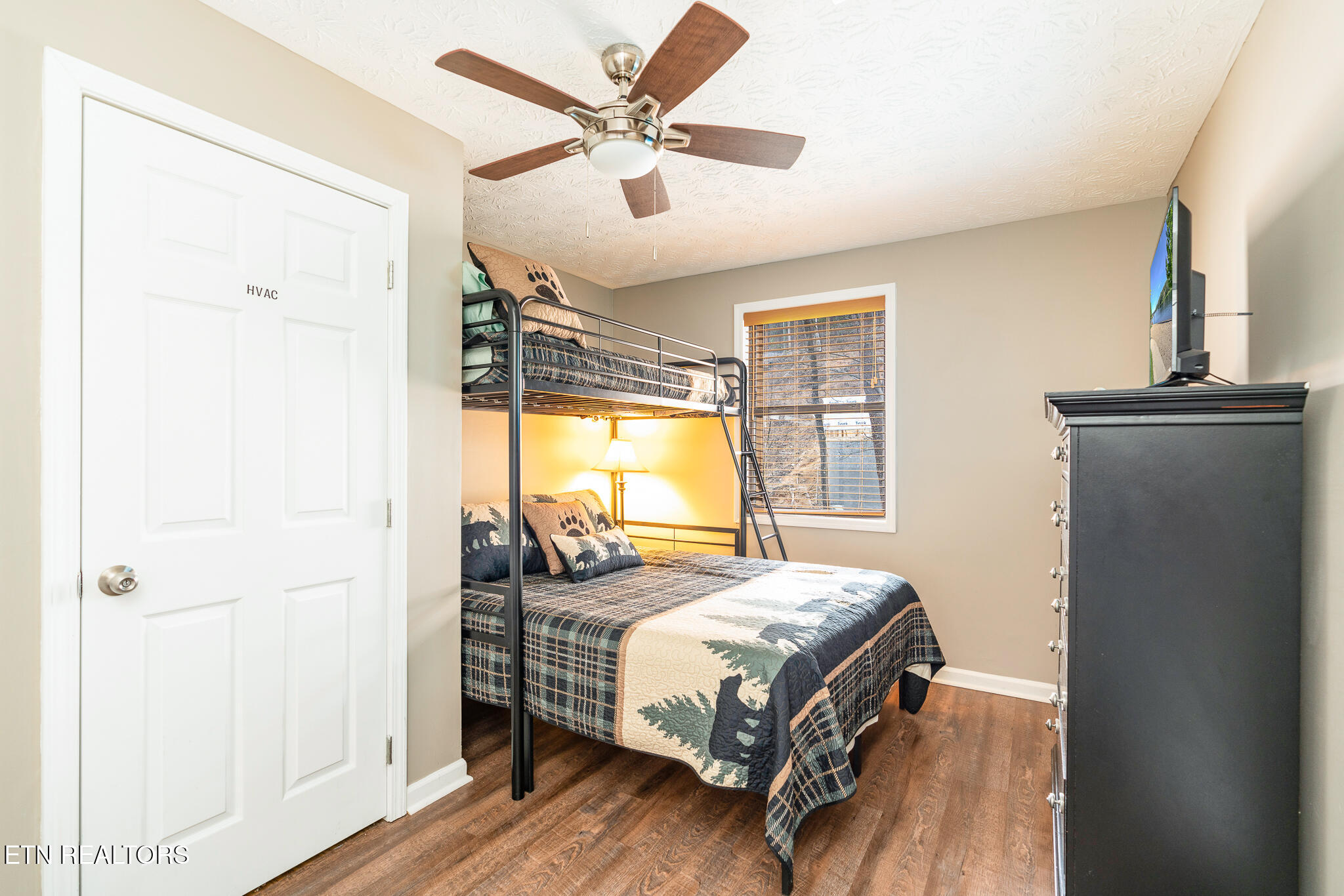 1136 Laddie Buck Lane Property Photo 21