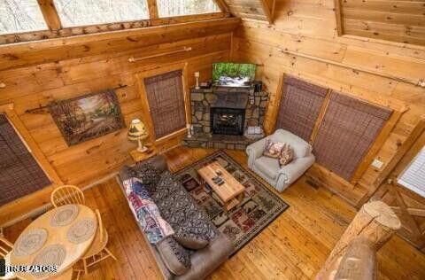 806 Ski View Lane Lane Property Photo 4