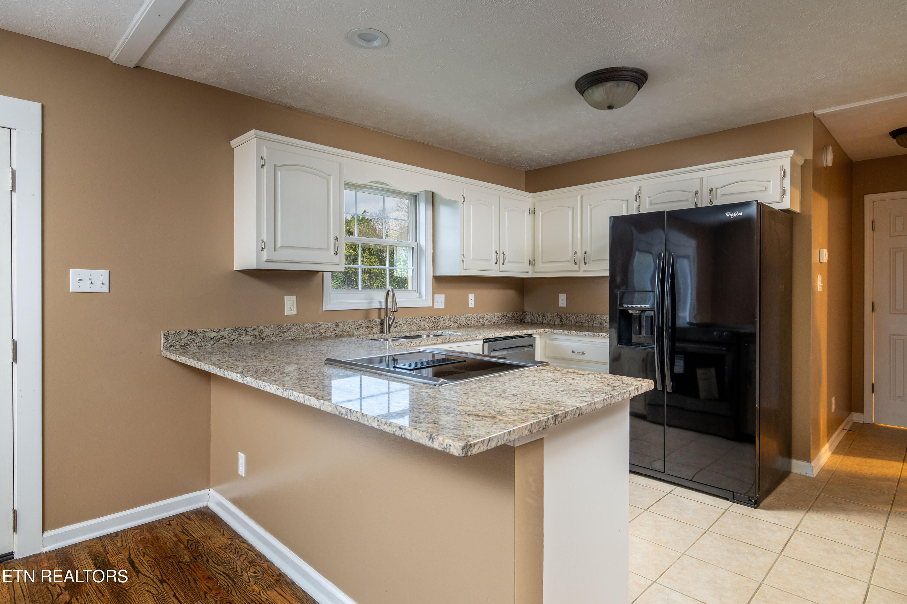 3307 Wildwood Rd Property Photo 11