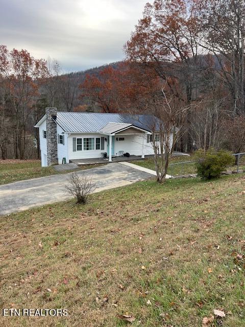 895 Mountain Rd Property Photo