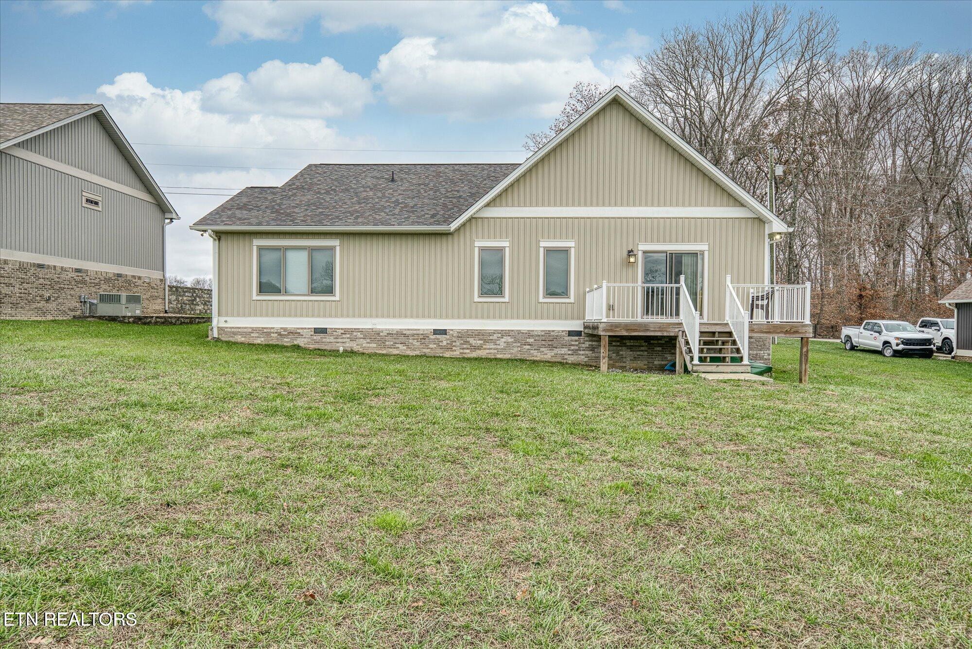 5711 Presley Lane Property Photo 18