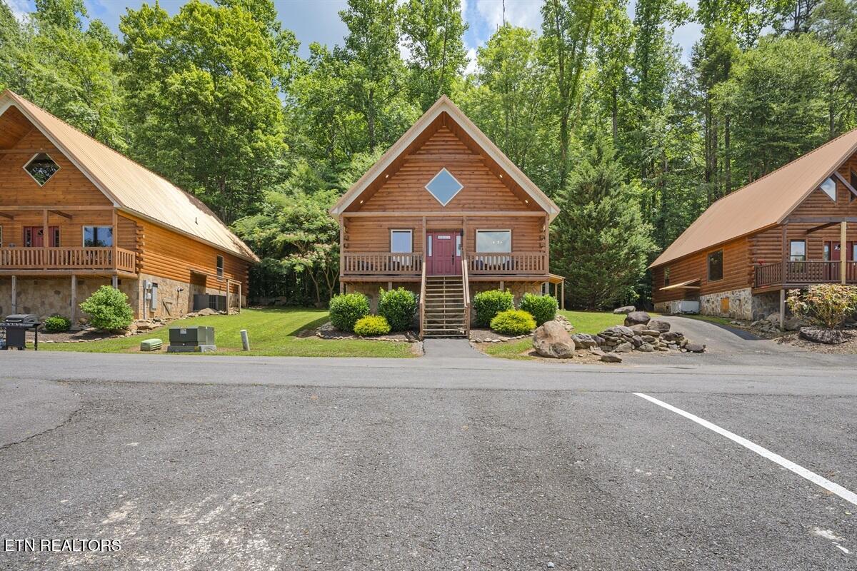 220 Forrest Loop Way Property Photo 1