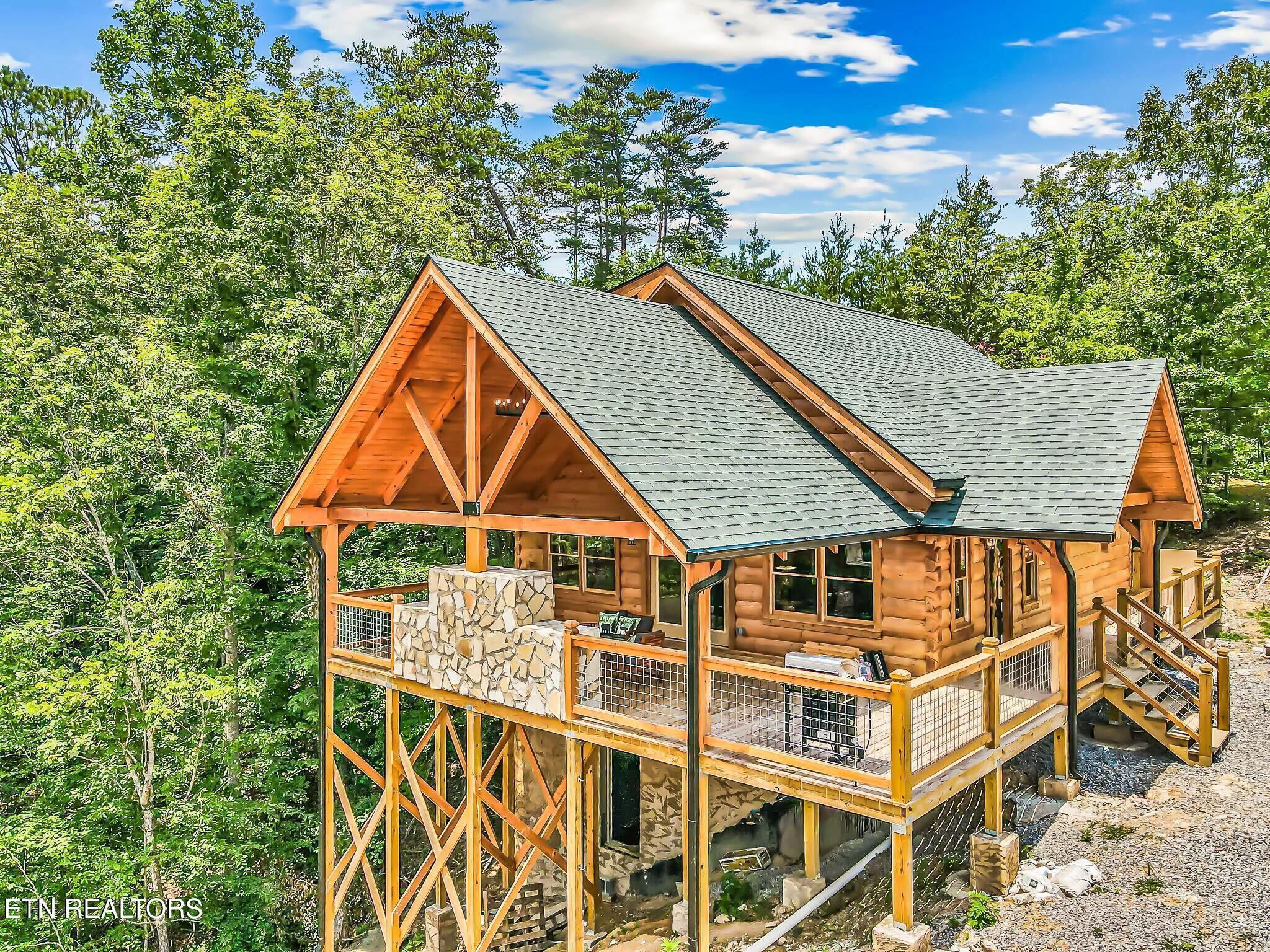 1448 Red Cedar Lane Property Photo
