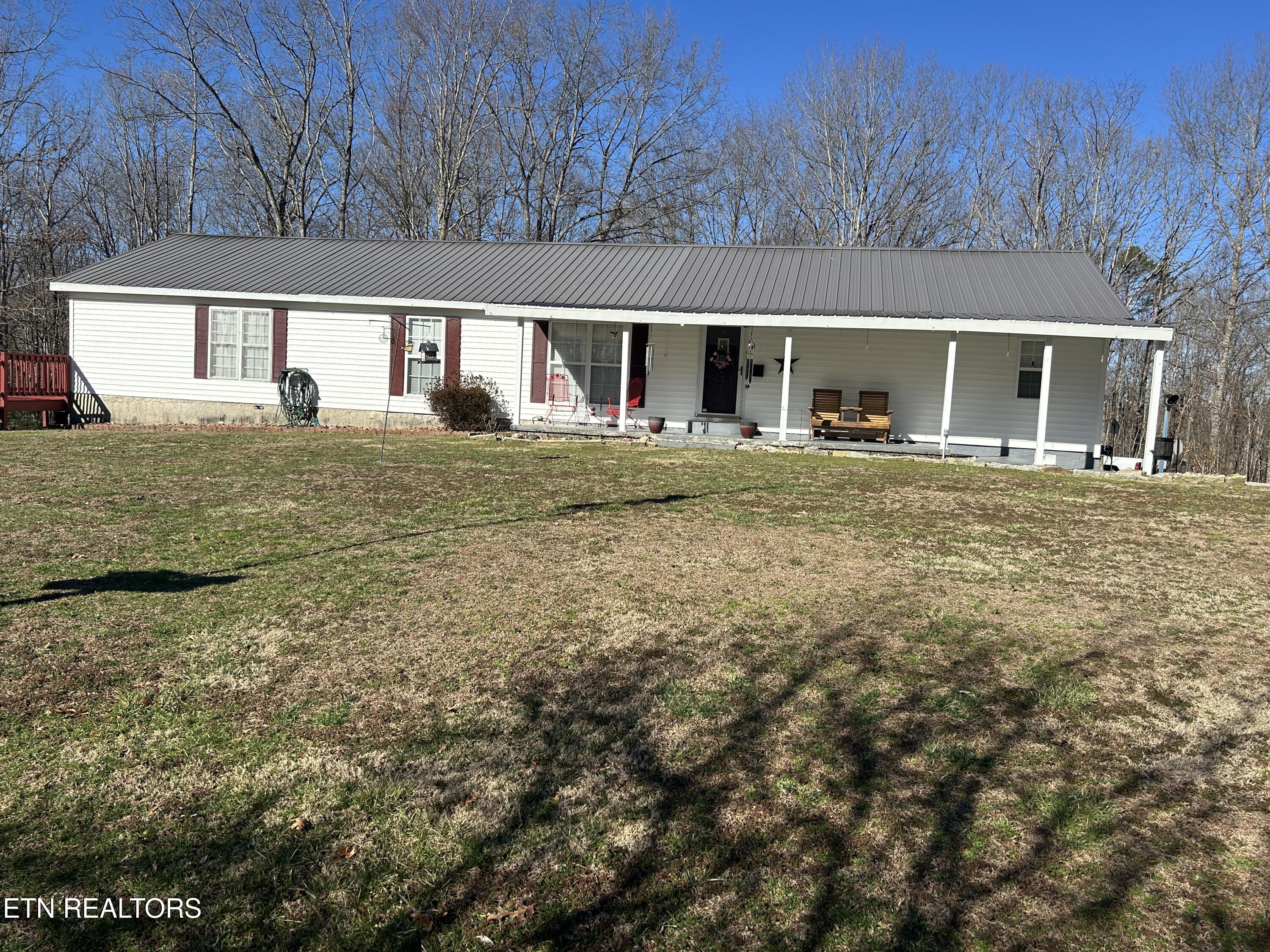 280 Joe Barnett Rd Property Photo 2