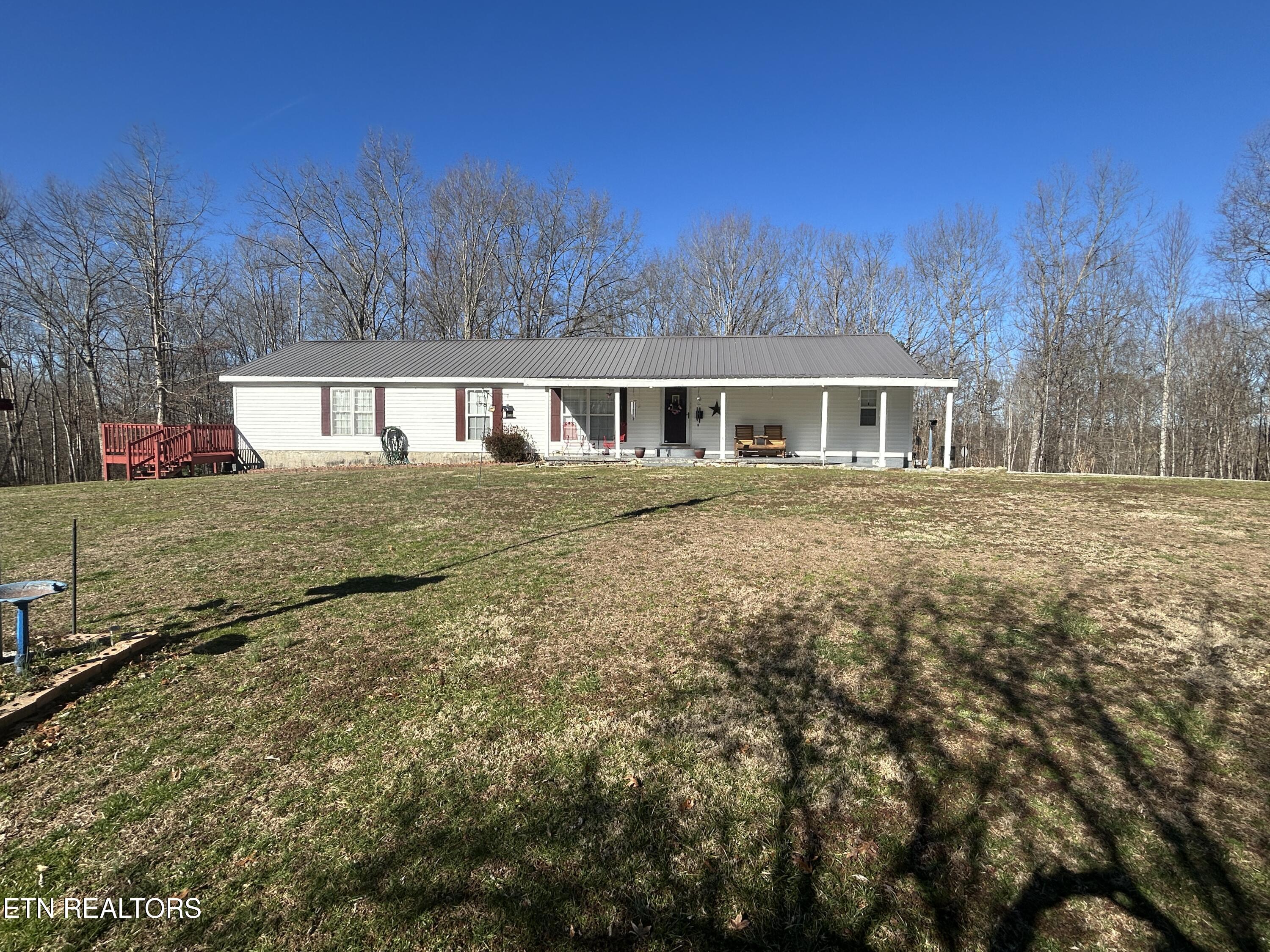 280 Joe Barnett Rd Property Photo 3