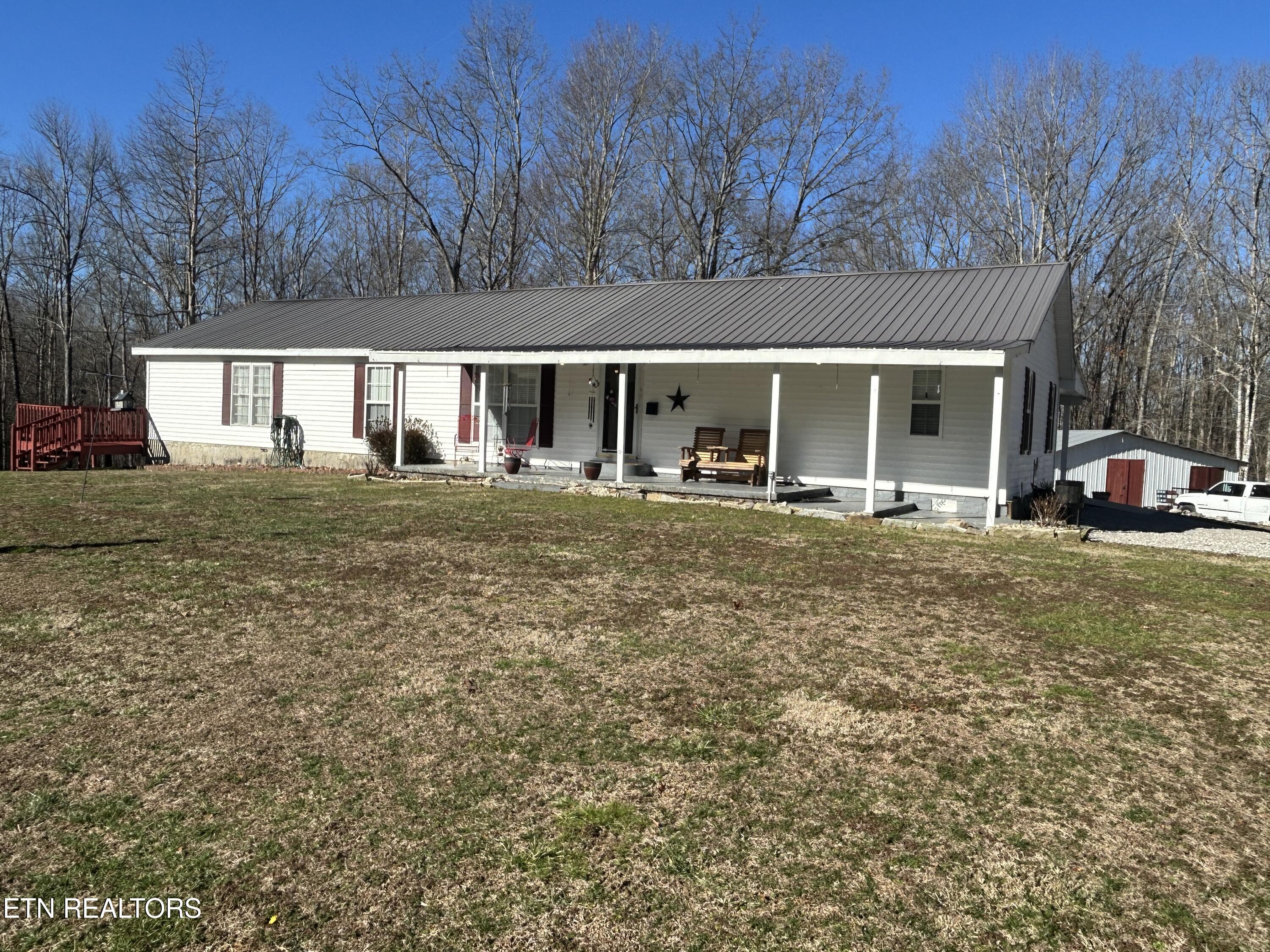 280 Joe Barnett Rd Property Photo 4