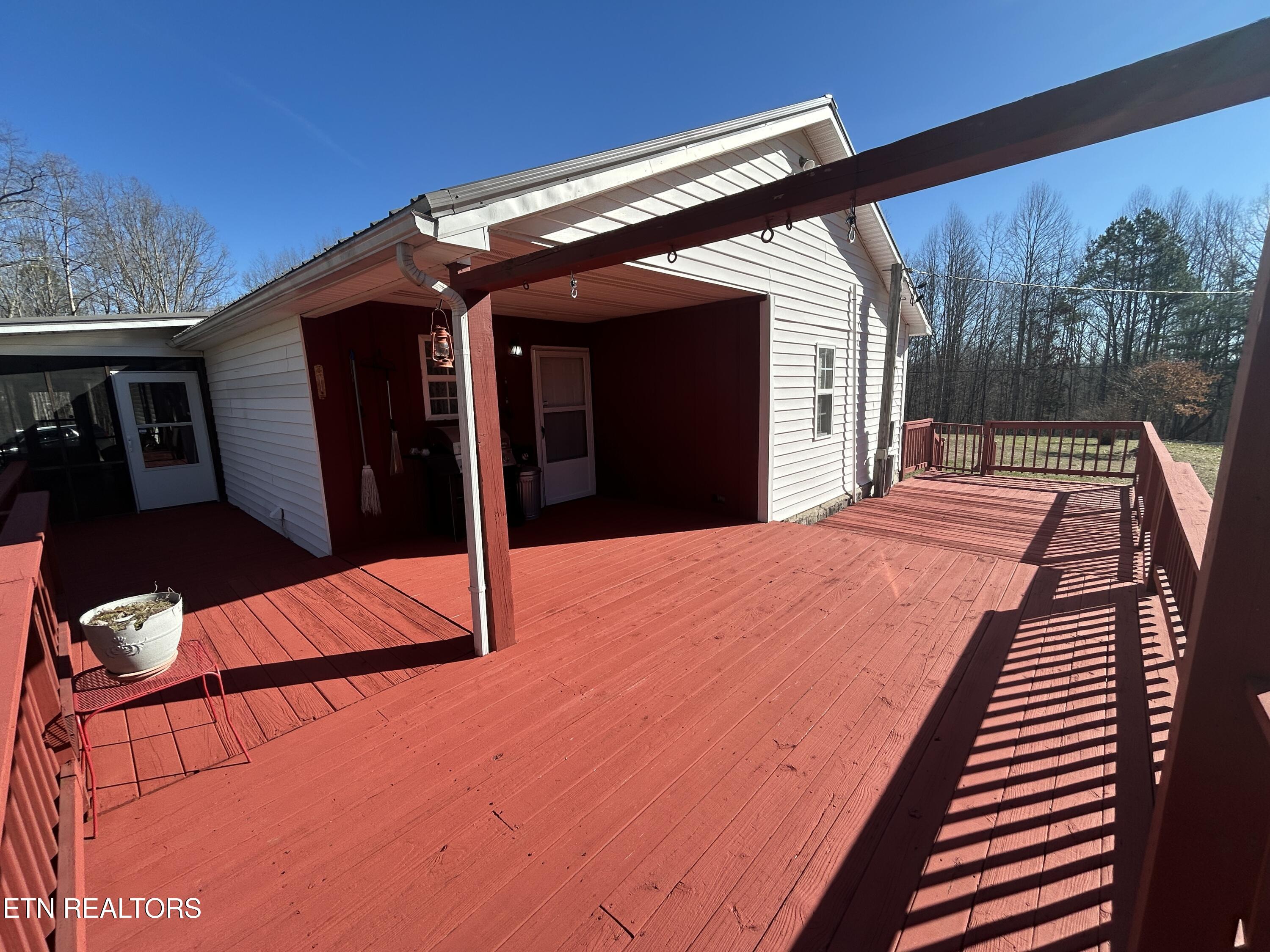 280 Joe Barnett Rd Property Photo 36