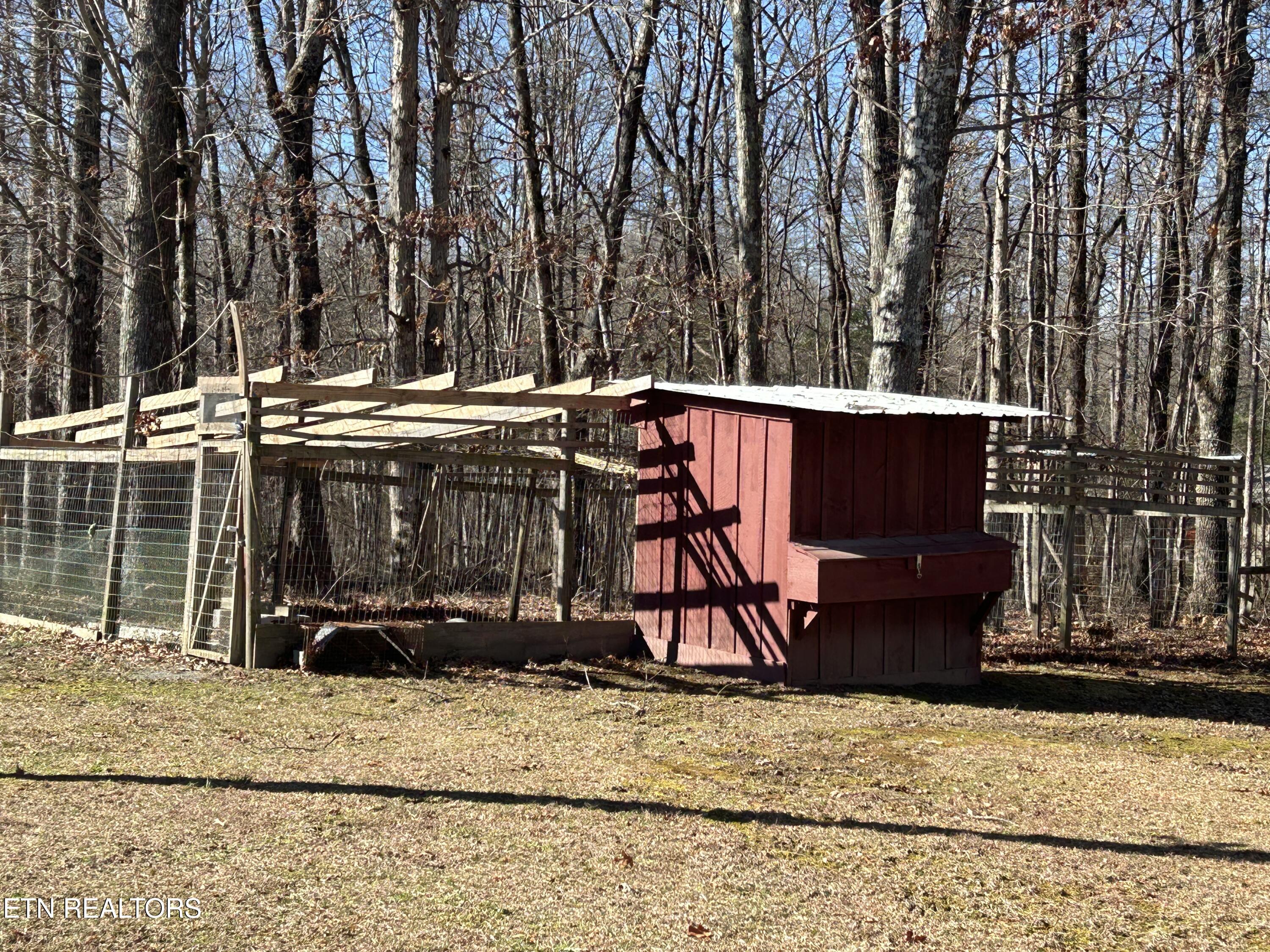 280 Joe Barnett Rd Property Photo 40