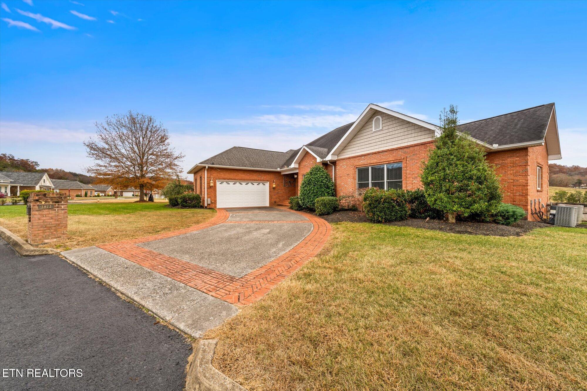 1811 Jordans Creek Way Property Photo