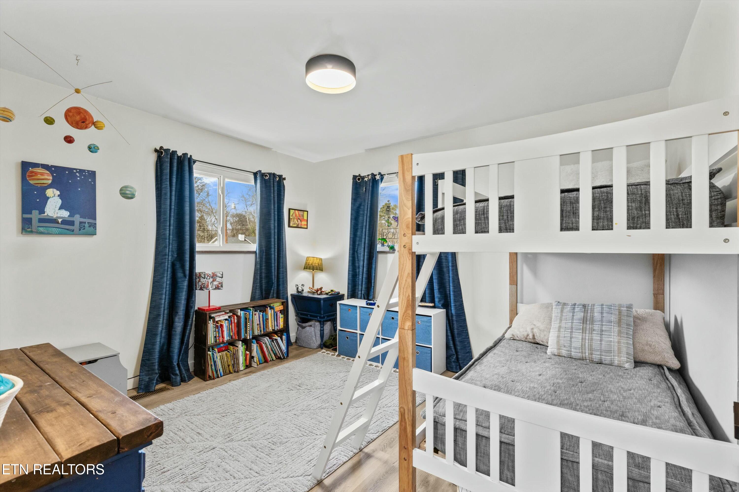 11116 Thornton Drive Property Photo 16
