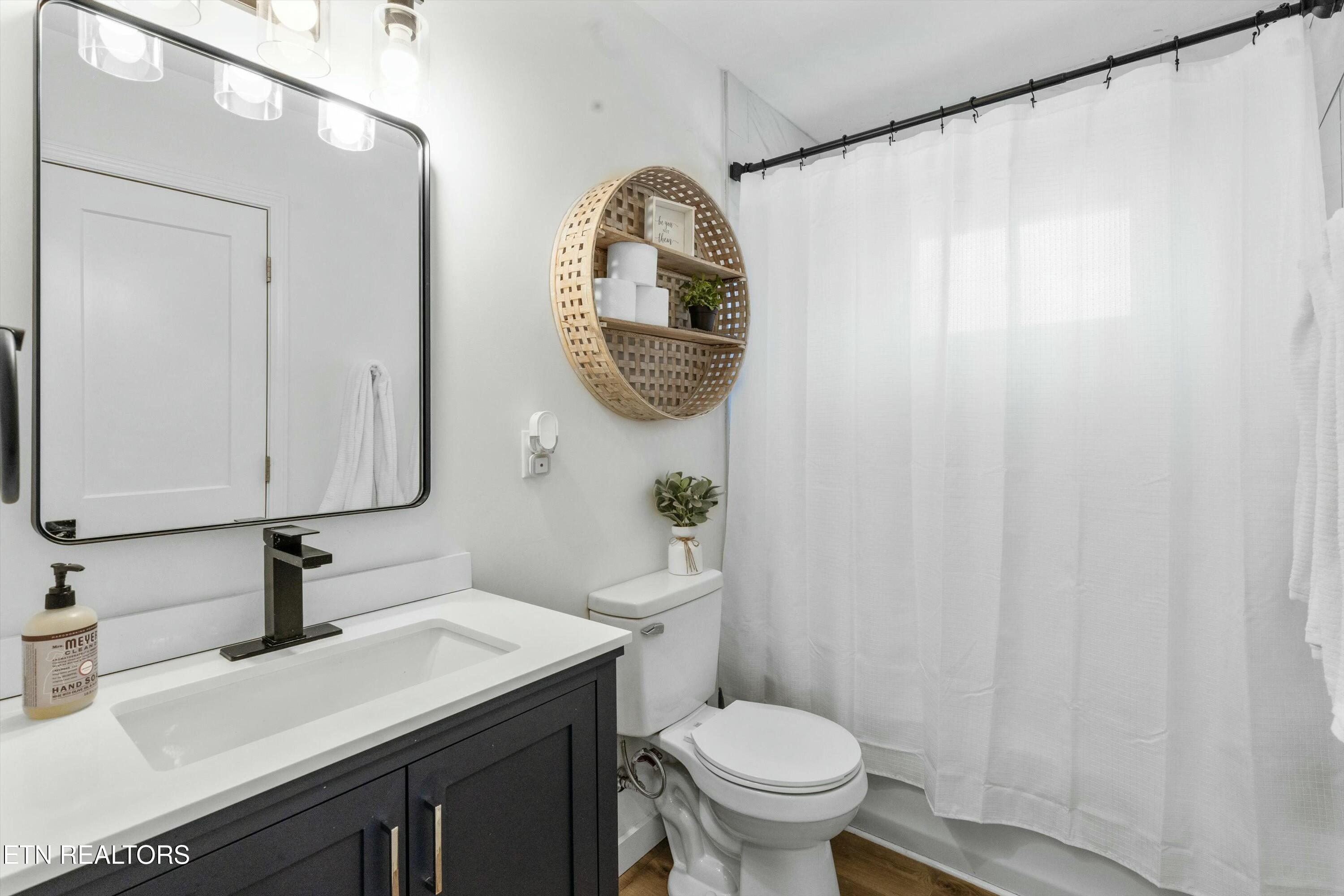 11116 Thornton Drive Property Photo 17