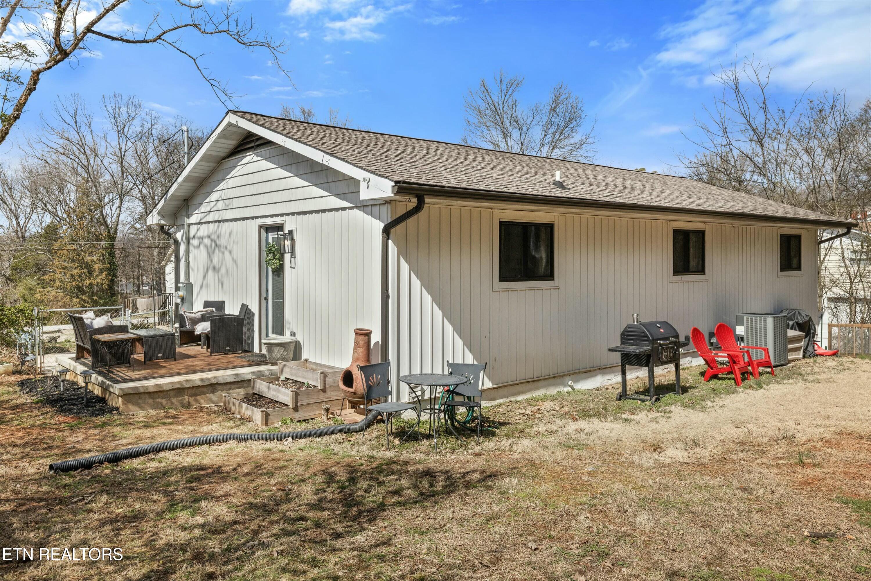 11116 Thornton Drive Property Photo 24