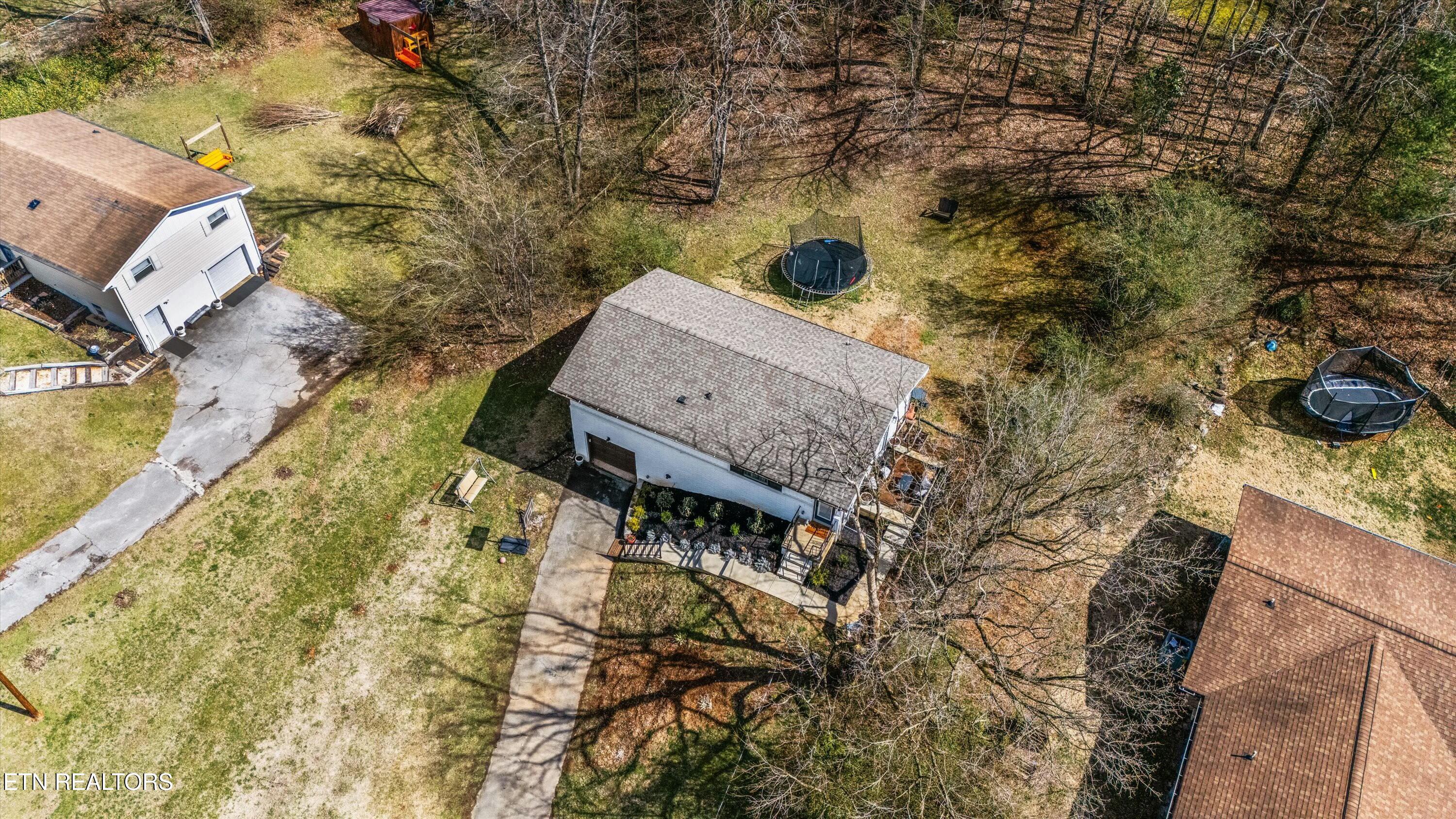11116 Thornton Drive Property Photo 32