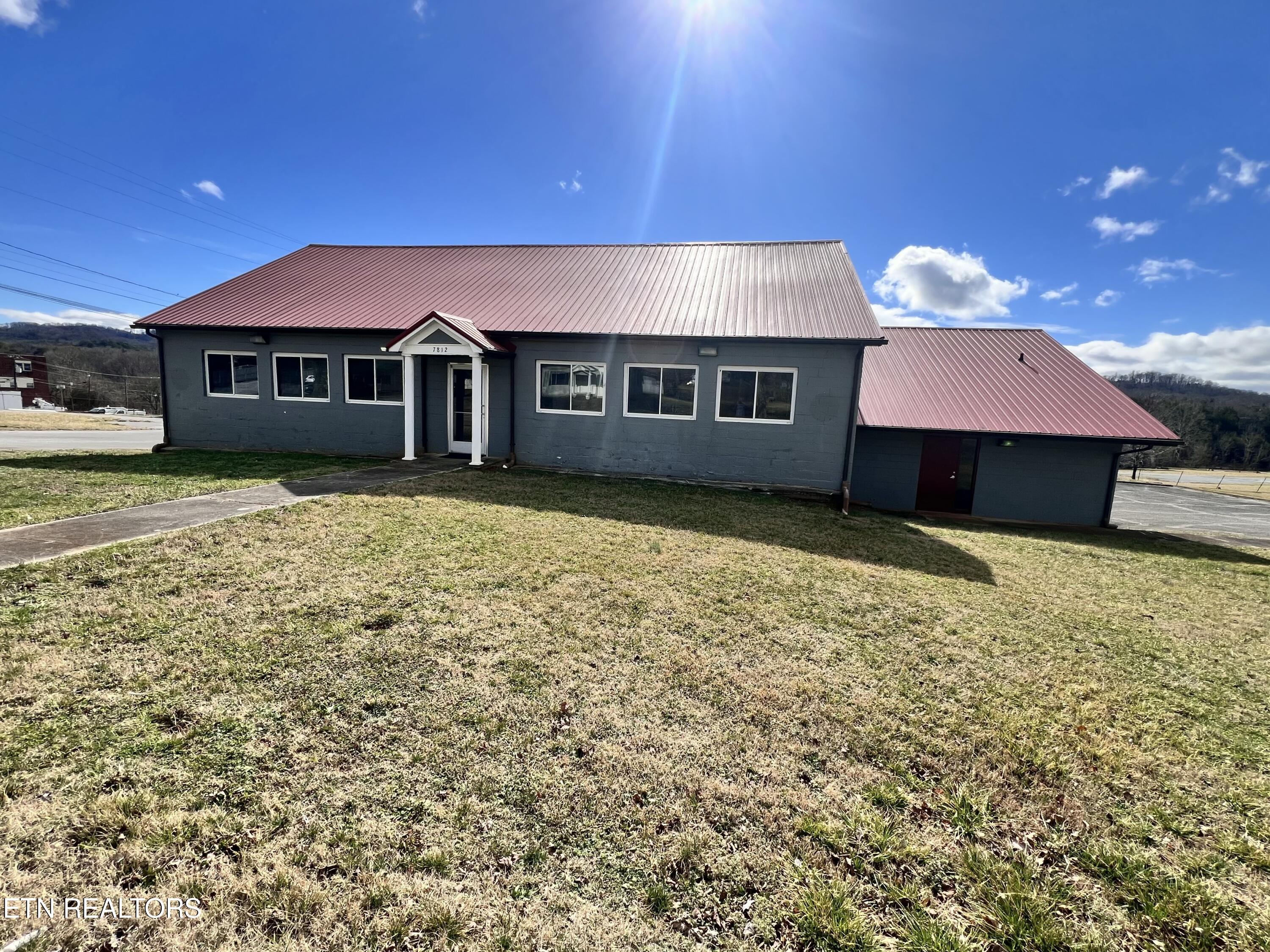 7812 Rutledge Pike Property Photo