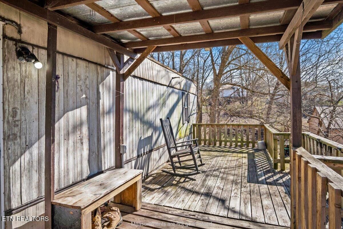 402 Prospect Ave Property Photo 3