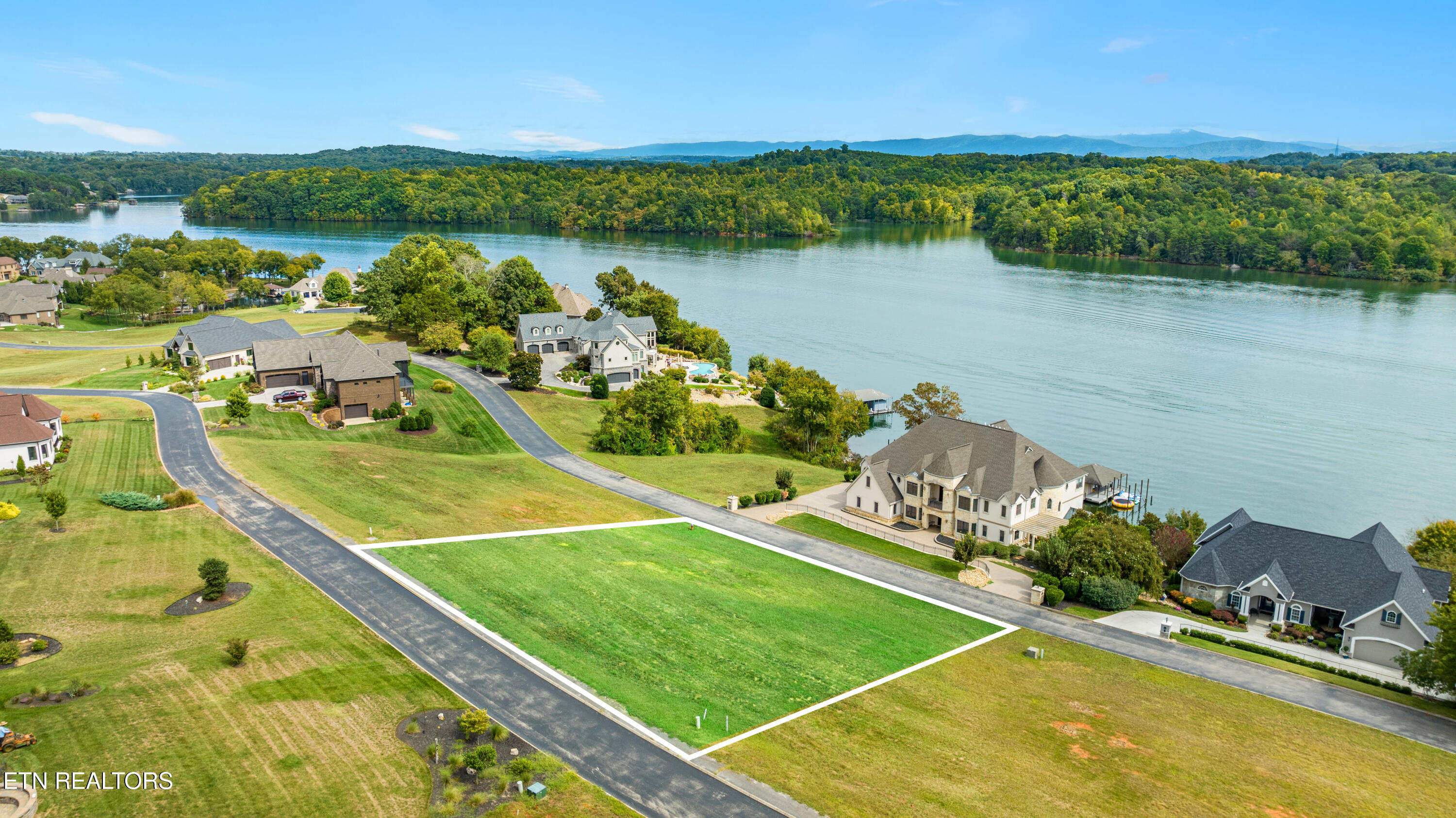 130 Starling Drive Property Photo