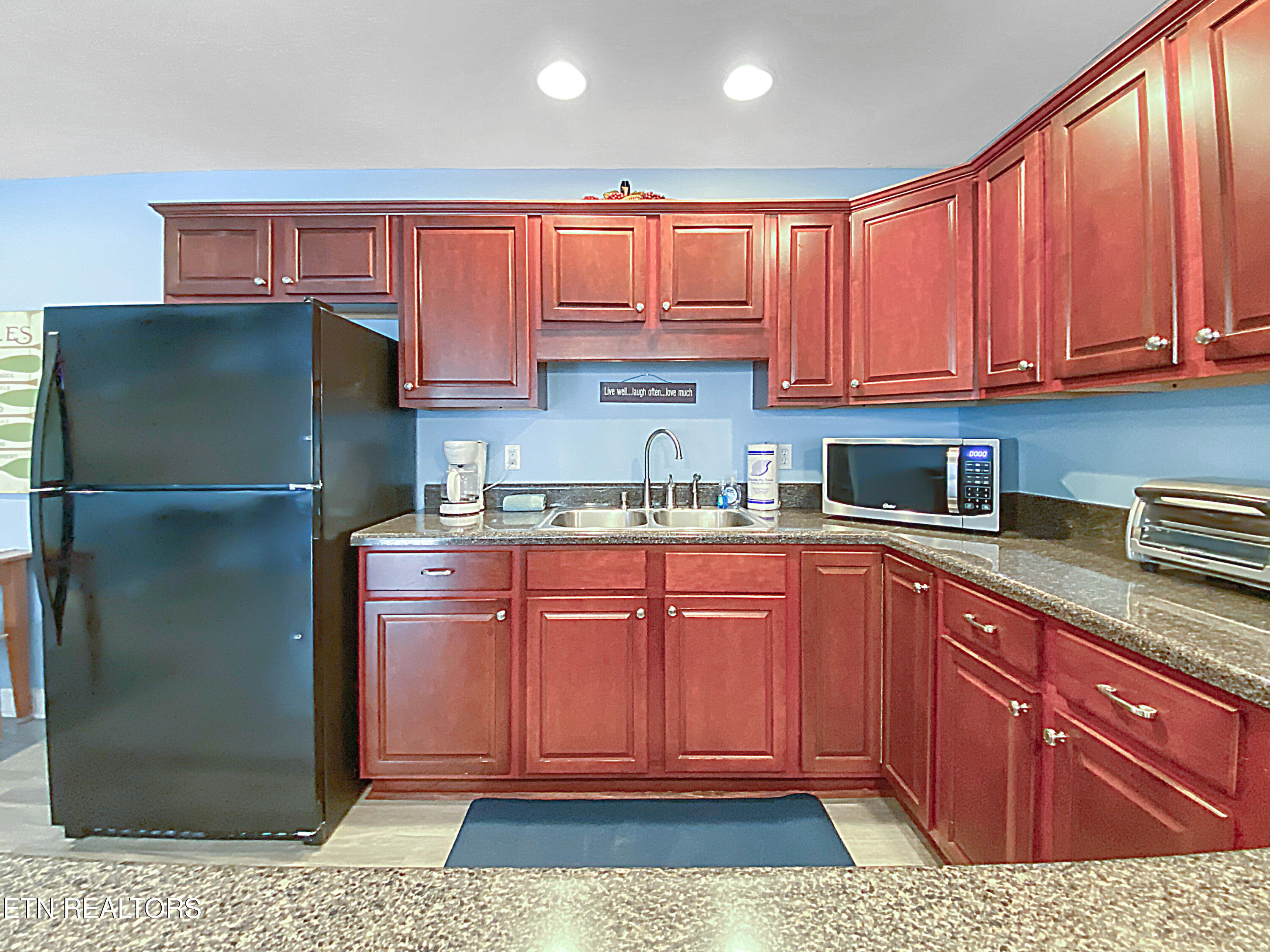 130 Bluewater Lane Property Photo 30