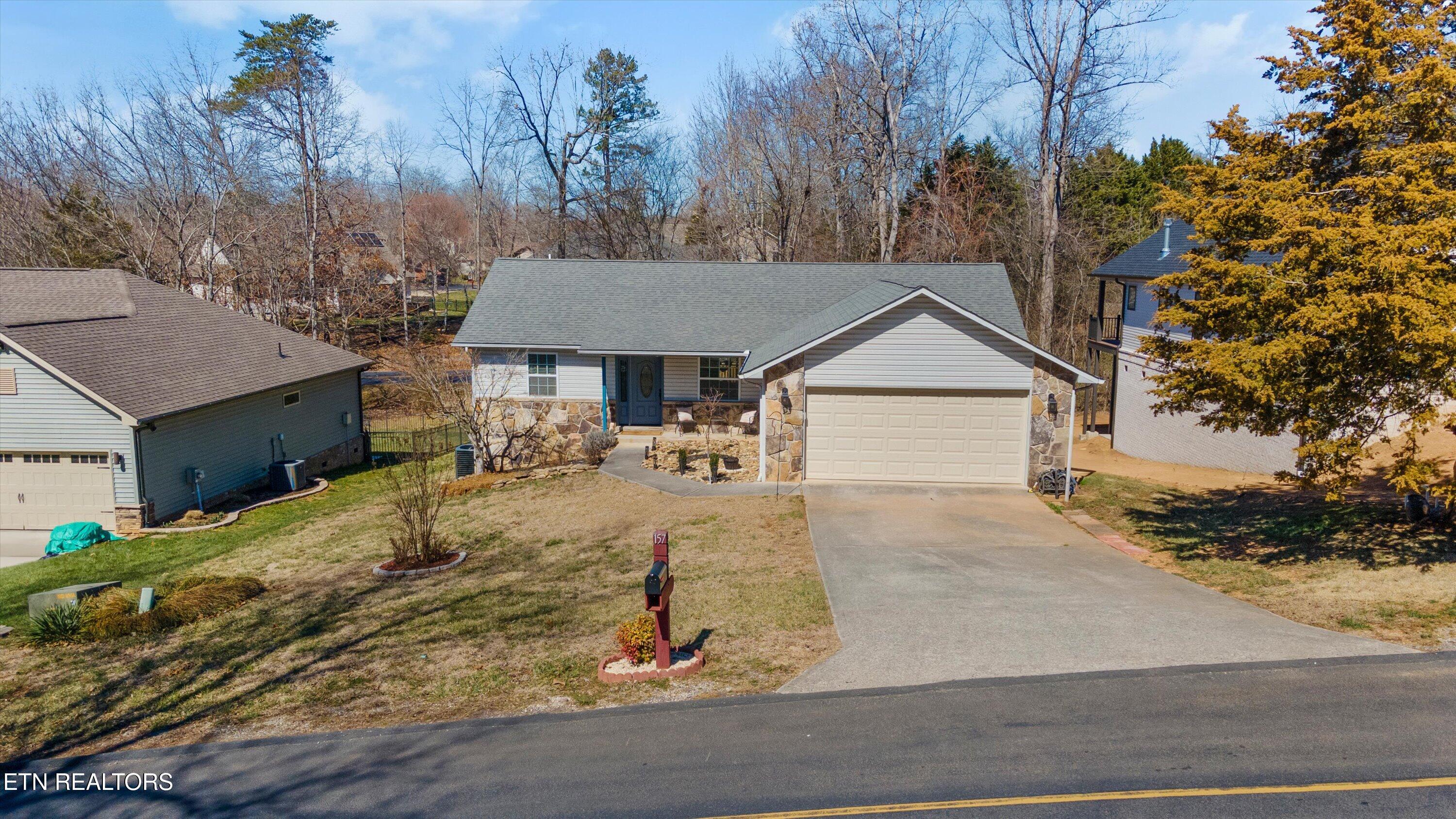 157 Oohleeno Way Property Photo 2