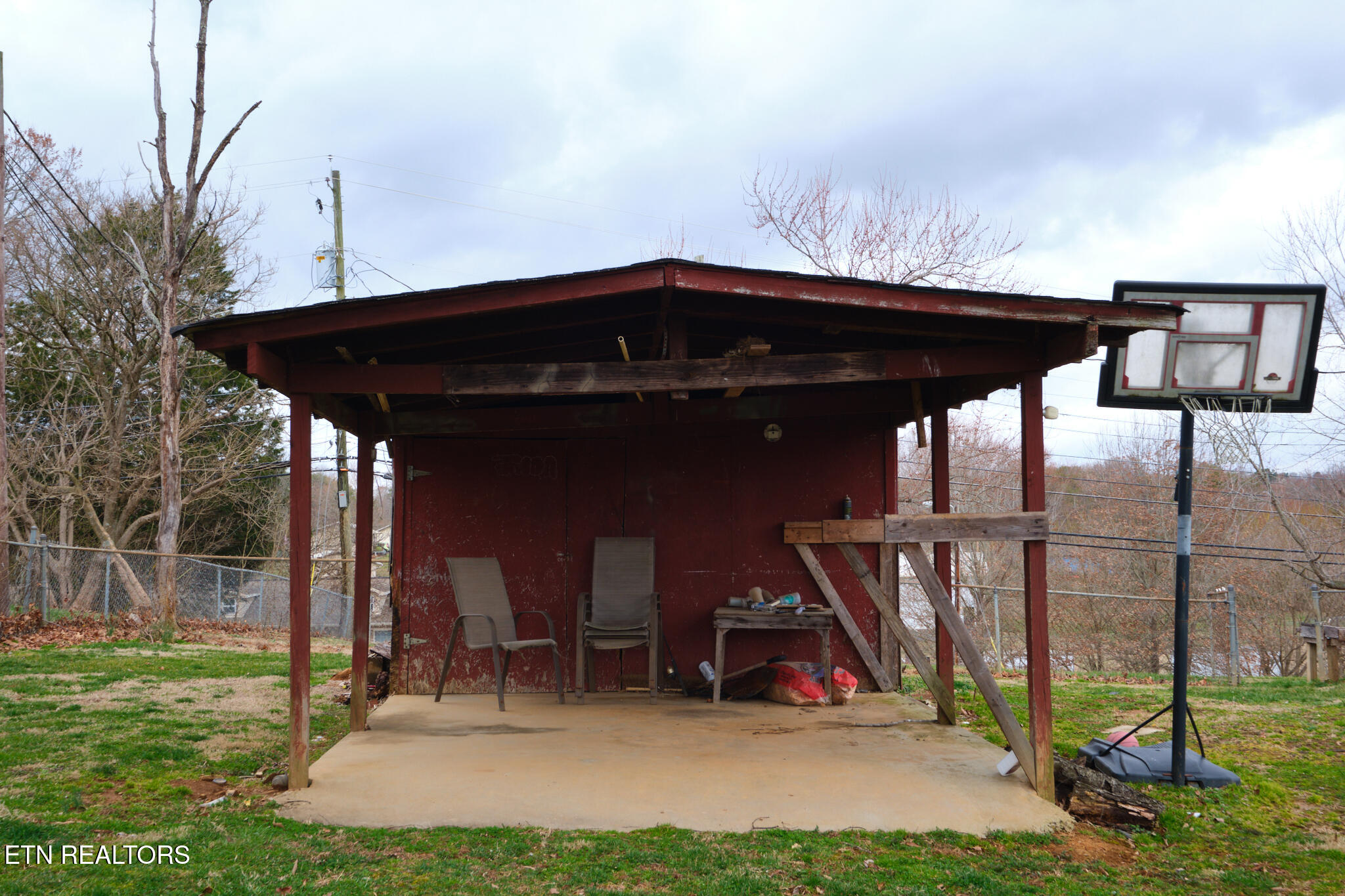611 Maryville Hwy Property Photo 32