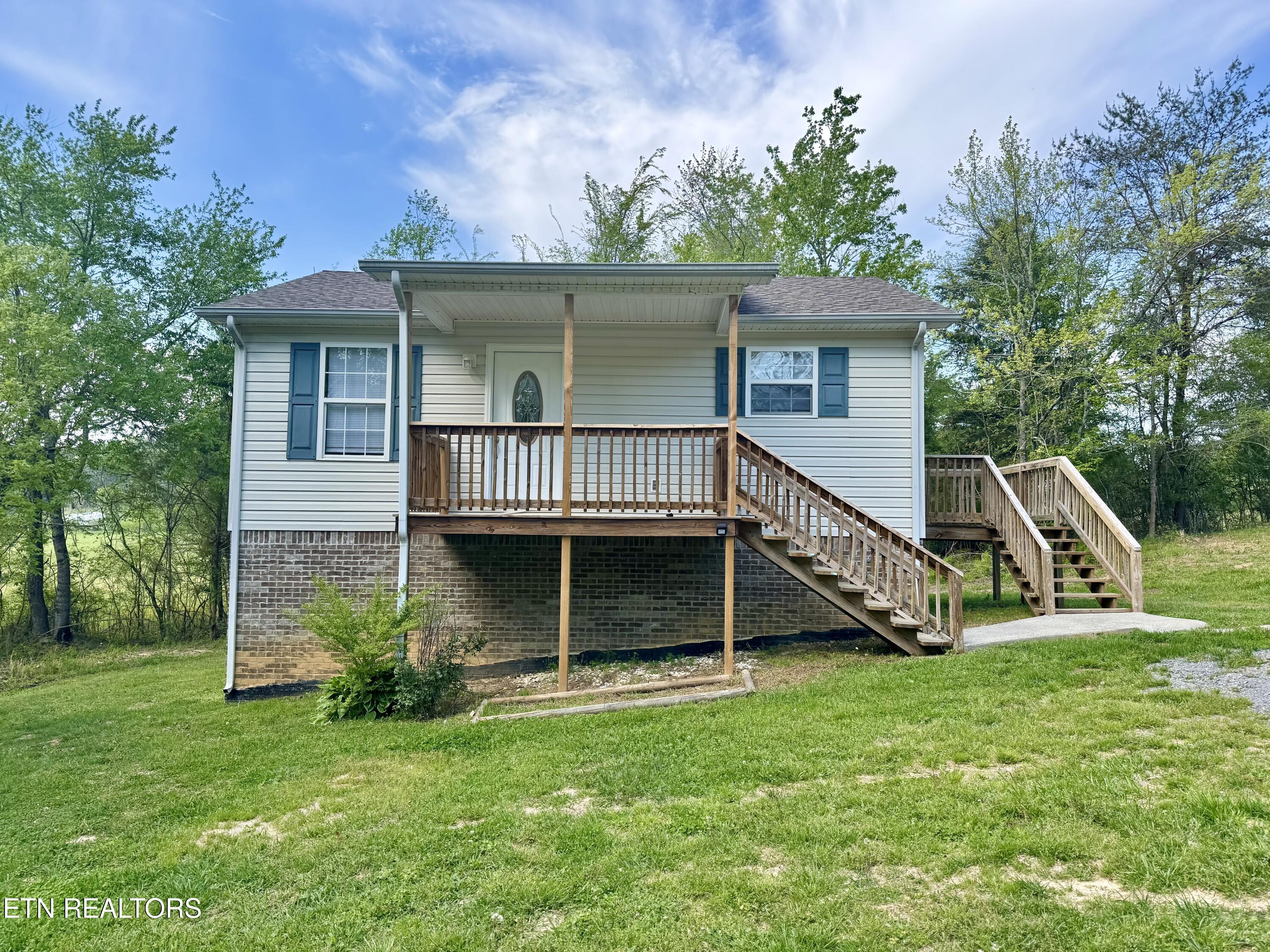 253 Heavenlee Lane Property Photo