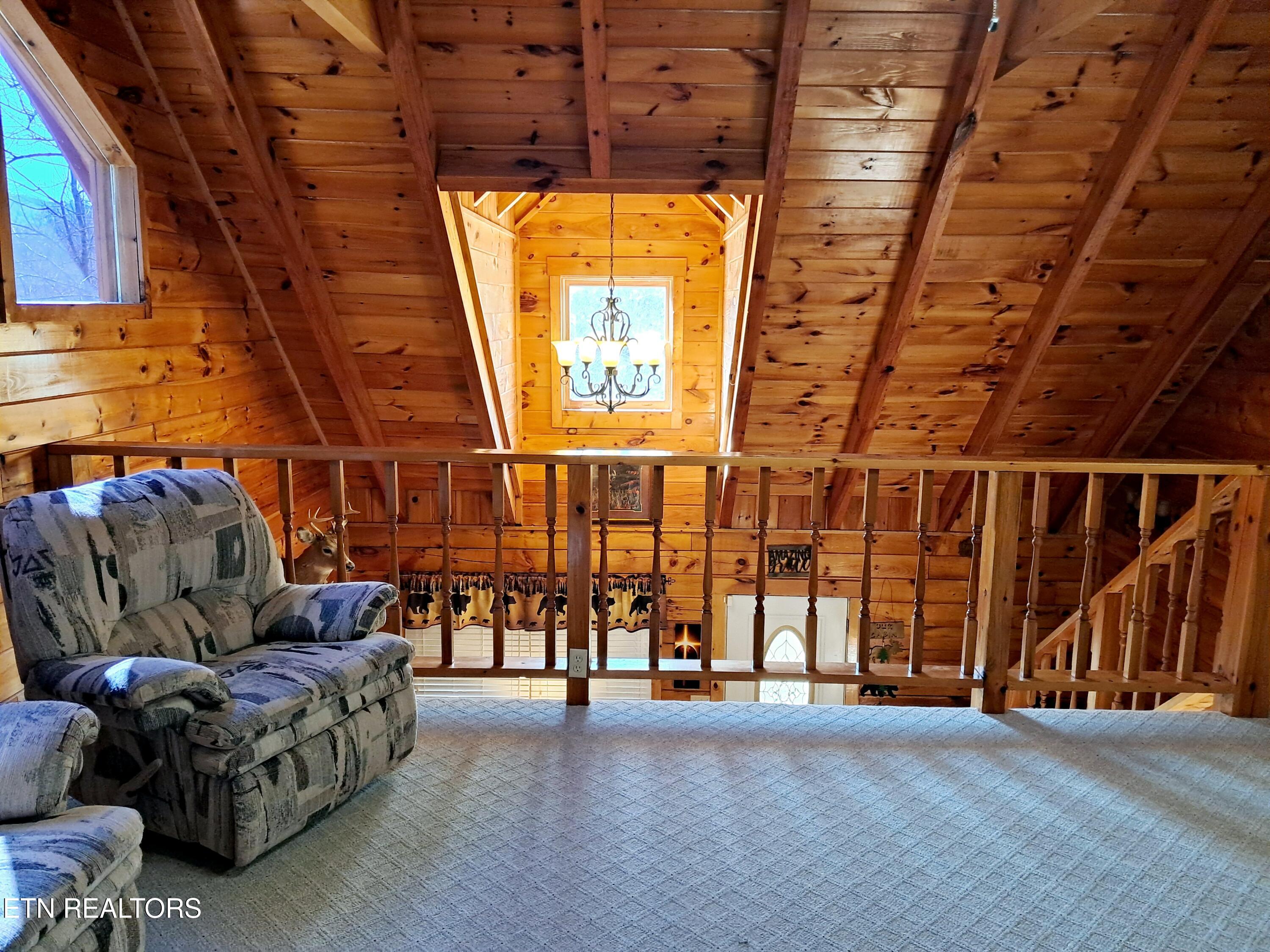 180 Cove Hollow Rd Property Photo 30